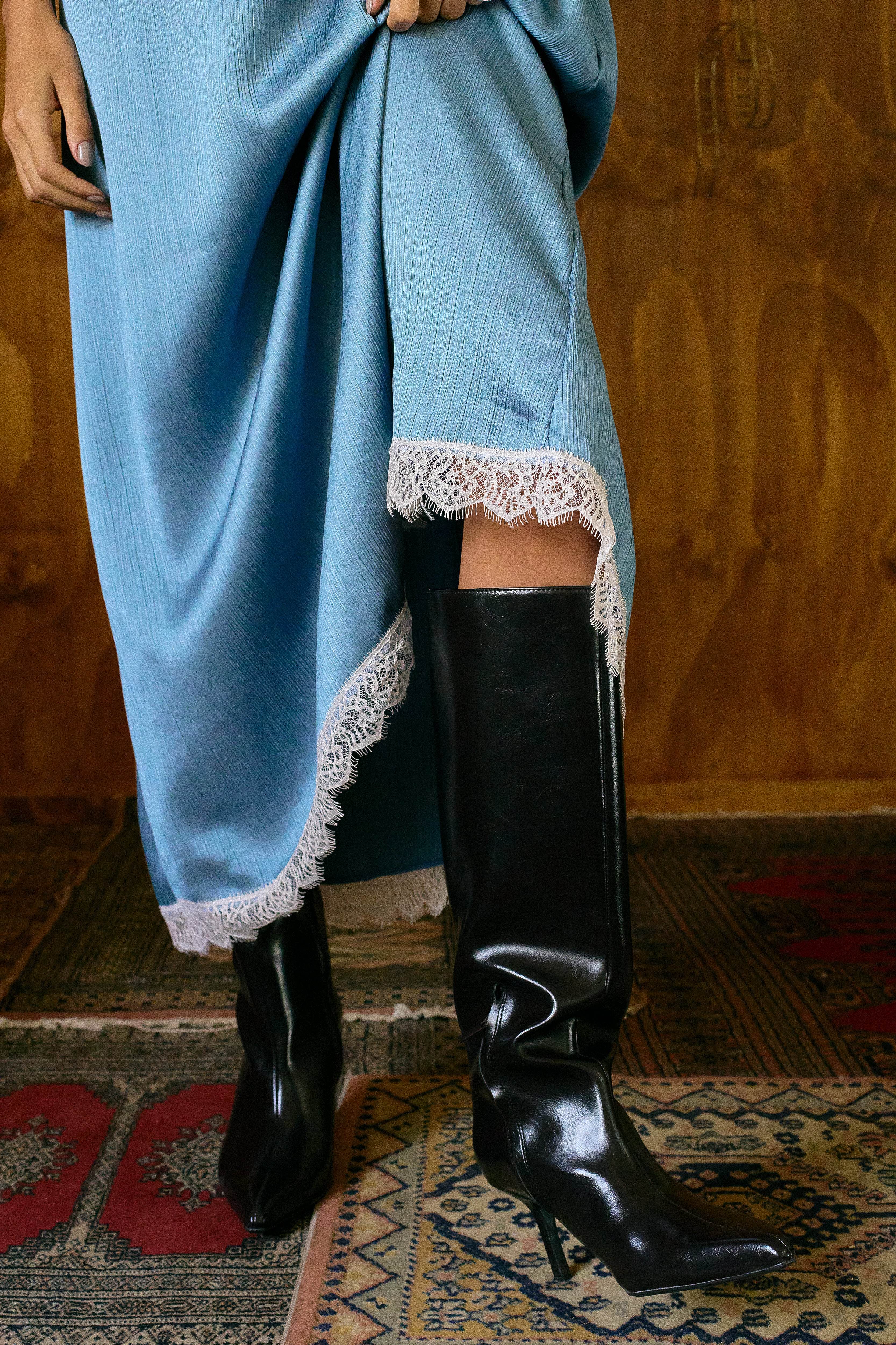 VESTIDO RENDA AZUL - BOOBOO