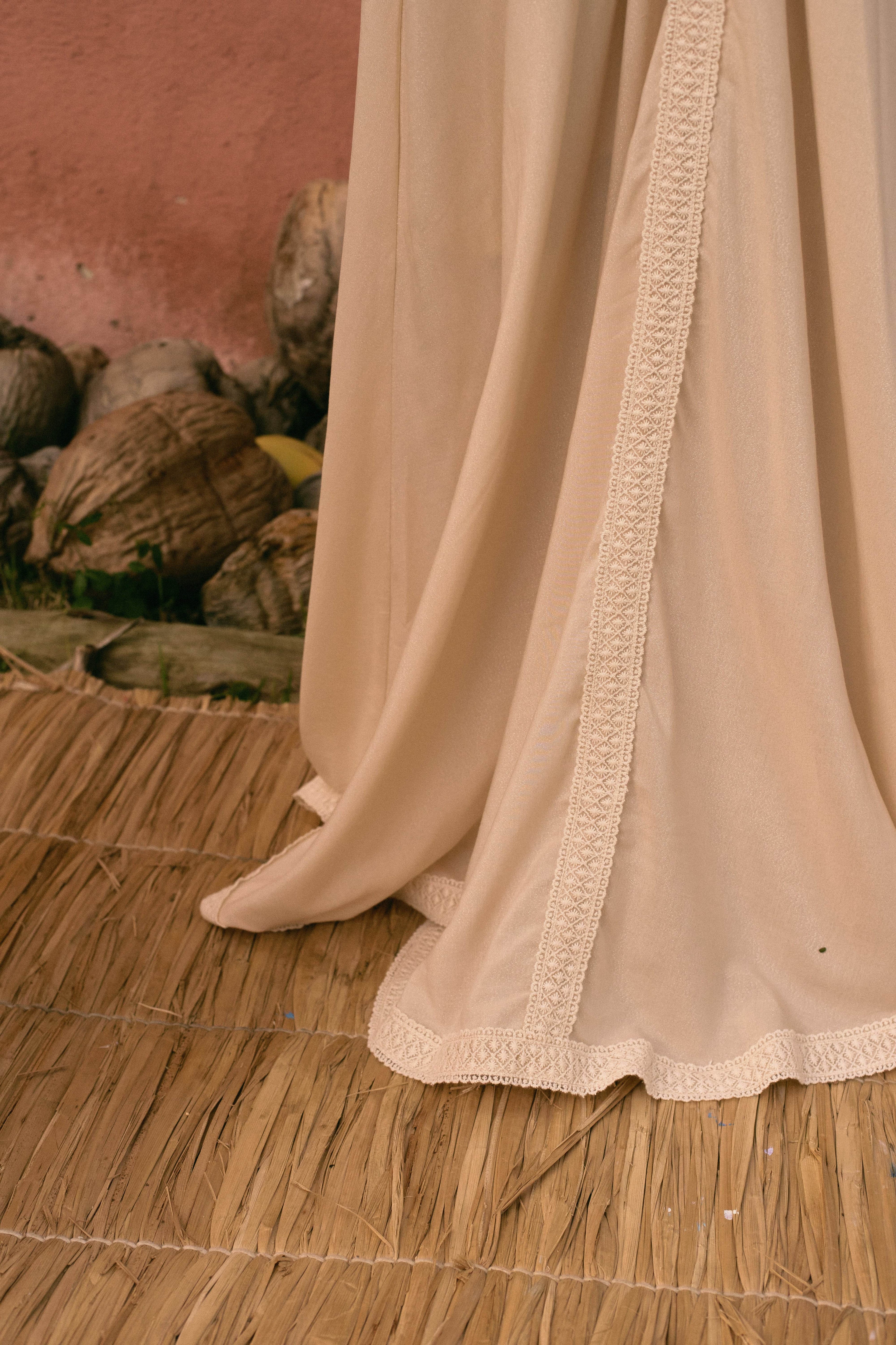 VESTIDO LONGO RENDA BEGE - BOOBOO