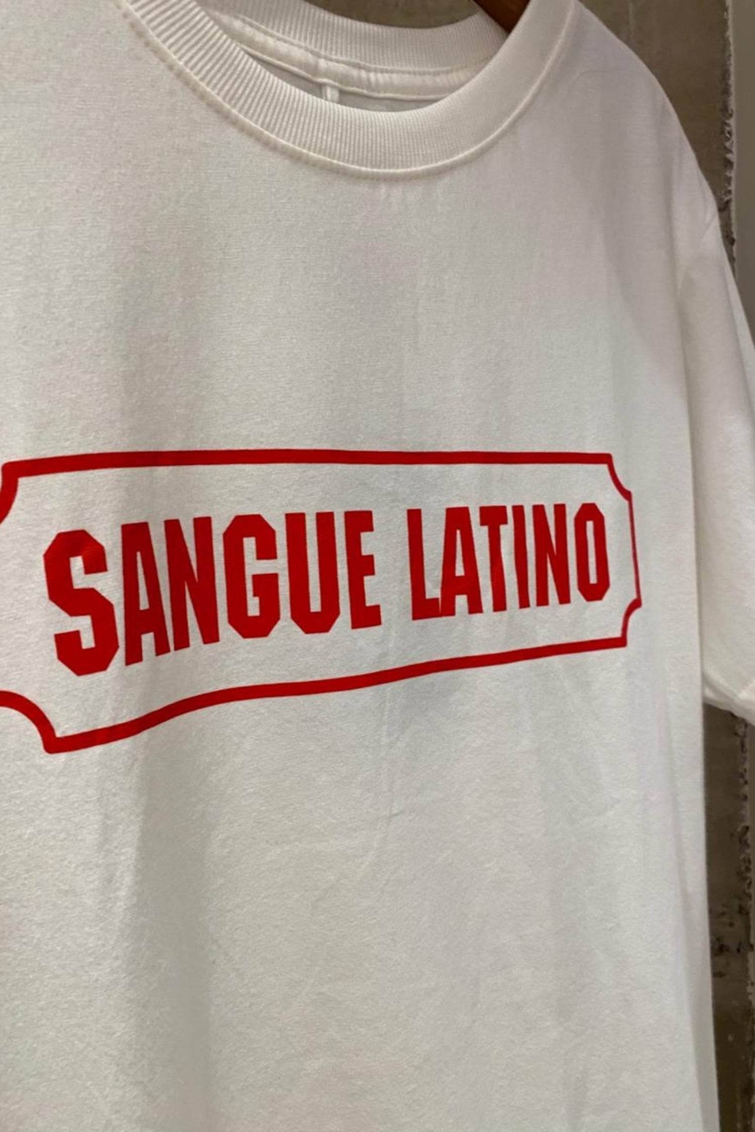CAMISETA SANGUE LATINO - BOOBOO