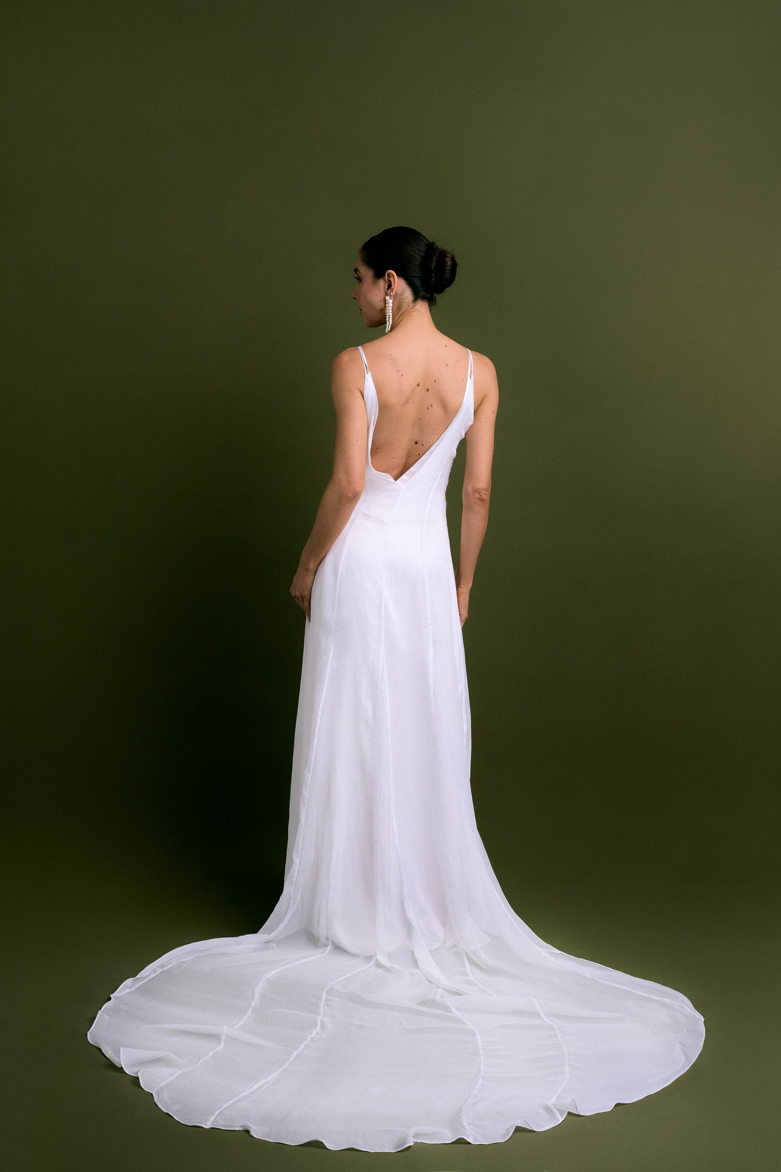 VESTIDO CAPA AYLA COM CAUDA - BOOBOO