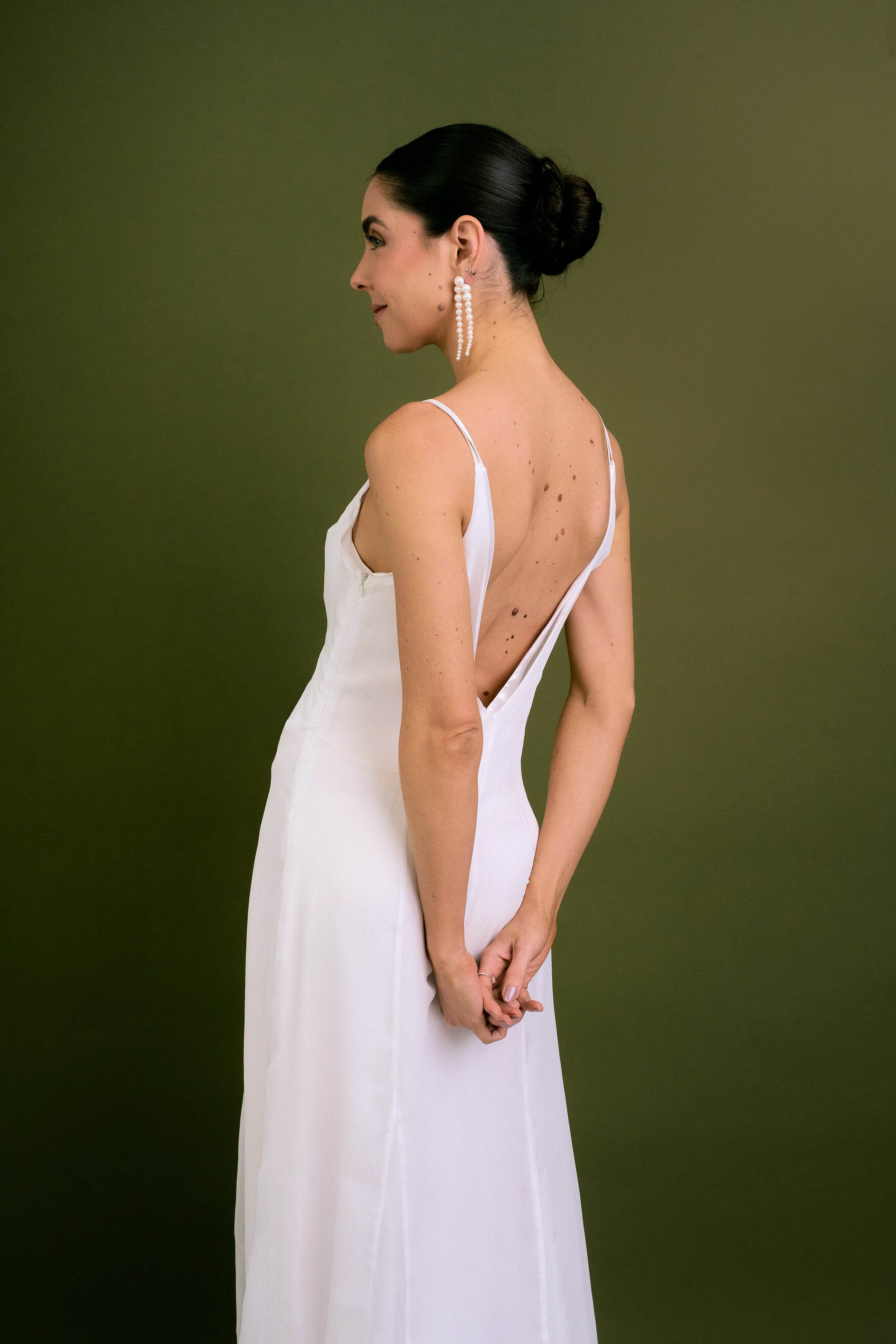 VESTIDO CAPA AYLA COM CAUDA - BOOBOO