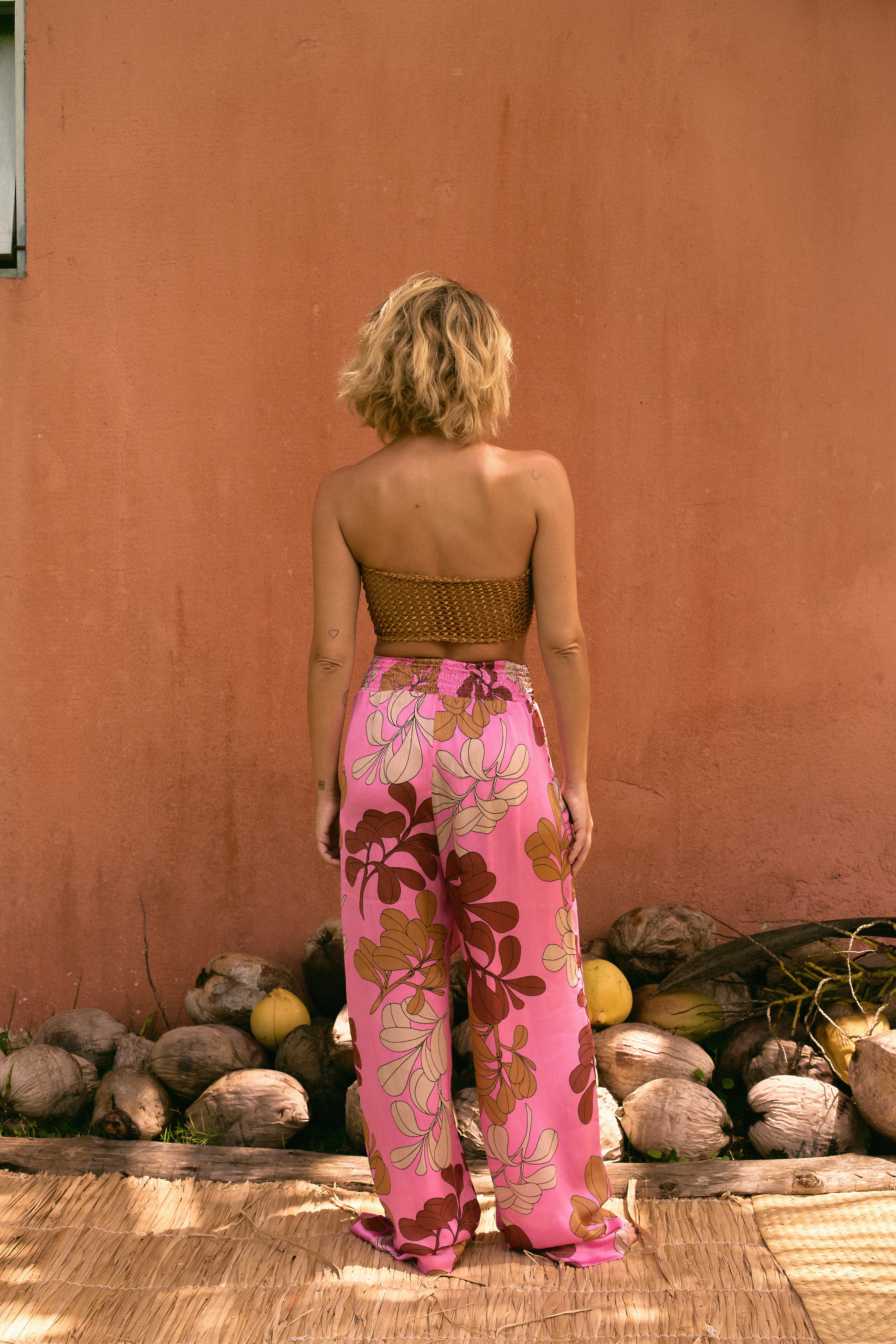 CALÇA FLORAL ROSA