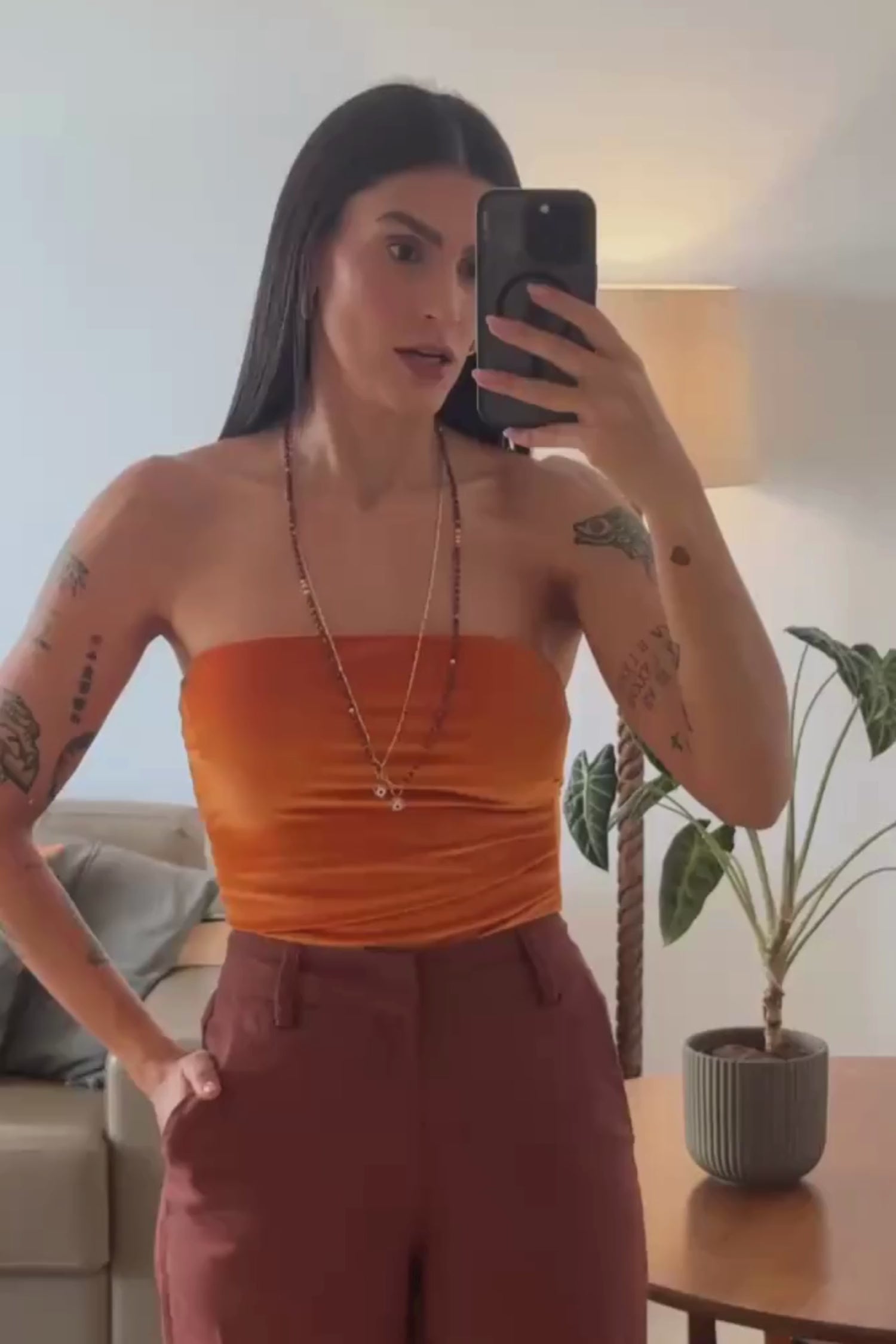 BLUSA SEM ALÇA VELUDO LARANJA