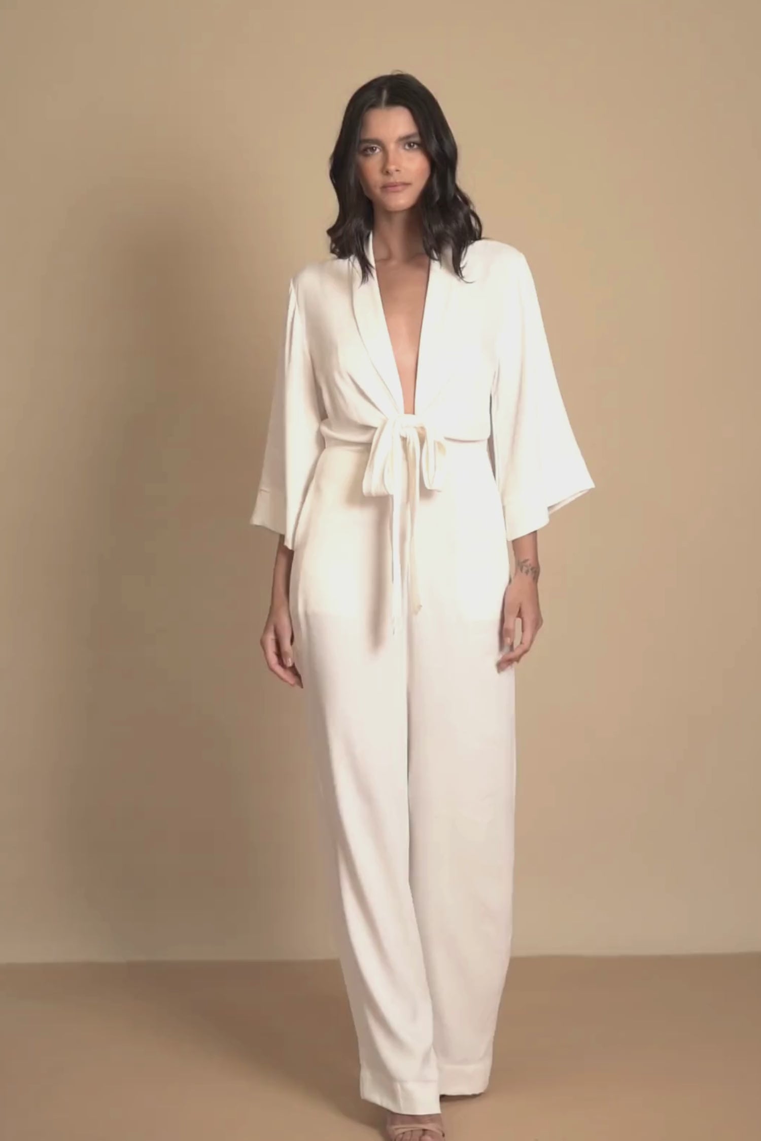 MACACÃO LAÇO OFF WHITE