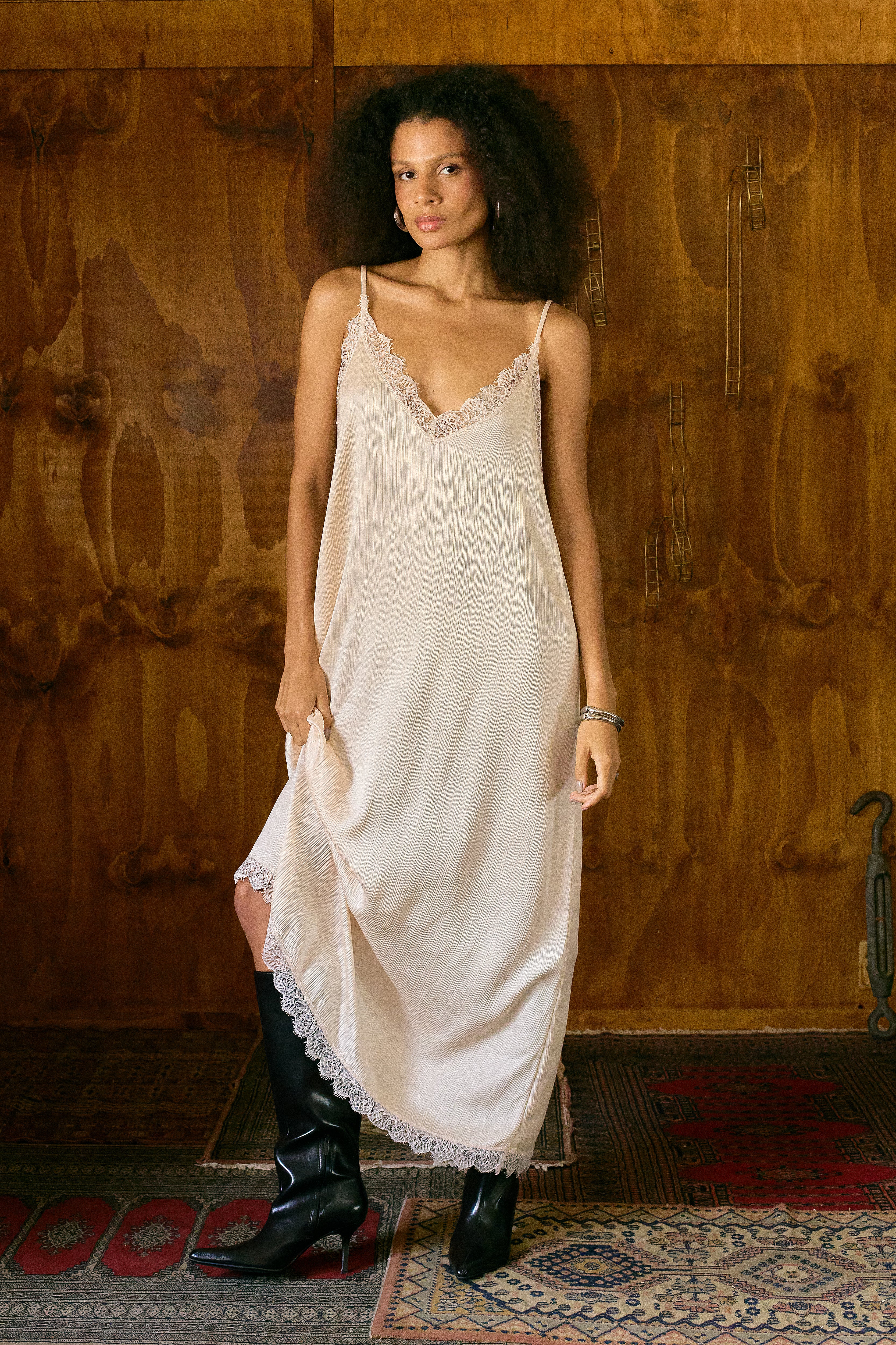 VESTIDO RENDA VANILLA