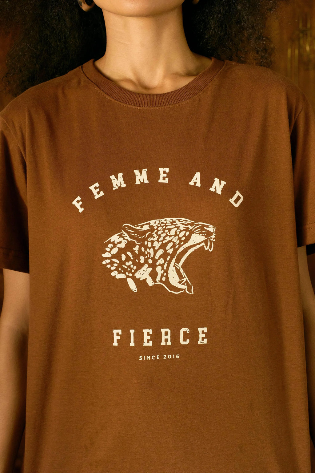 CAMISETA FEMME AND FIERCE-BOOBOO