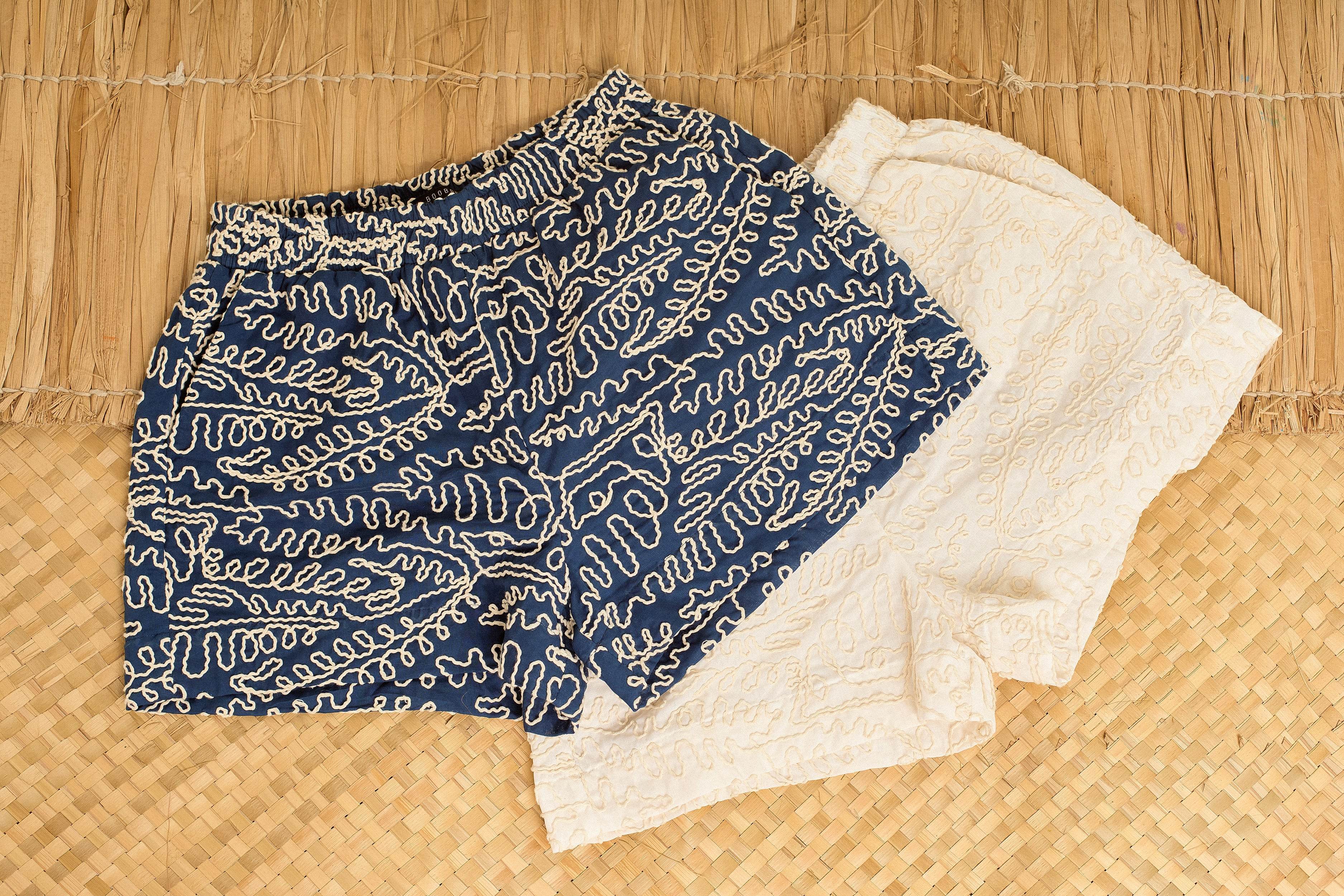 SHORT BORDADO OFF WHITE - BOOBOO