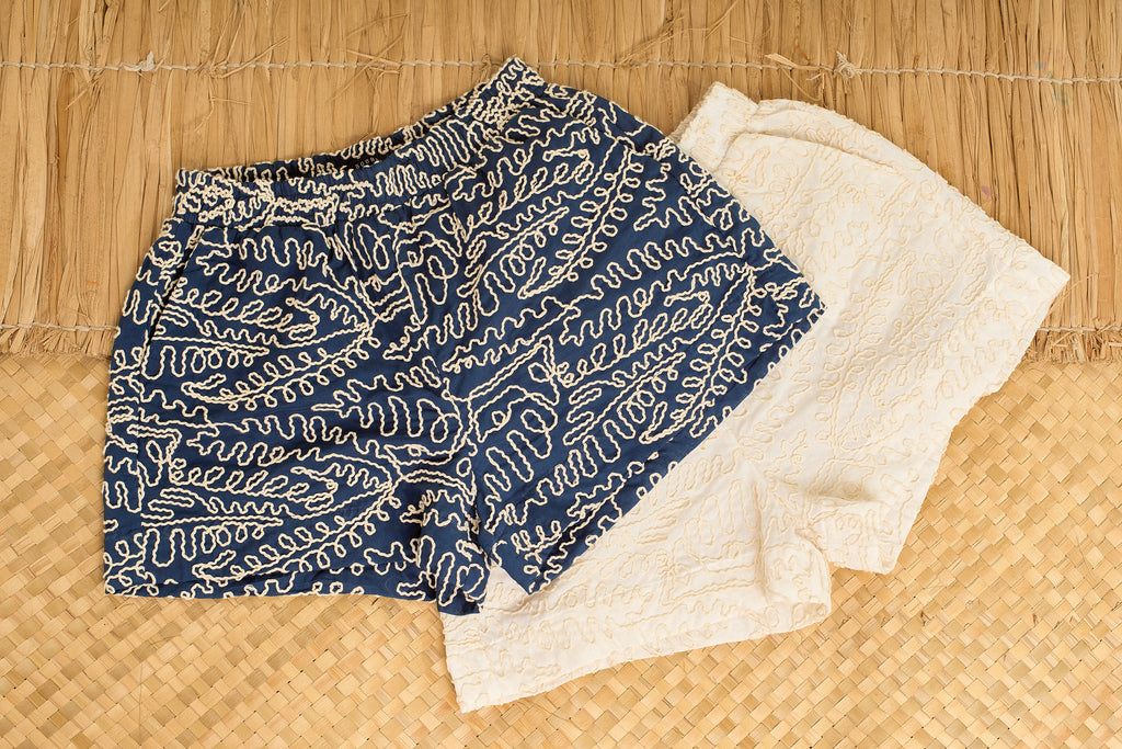 SHORT BORDADO OFF WHITE