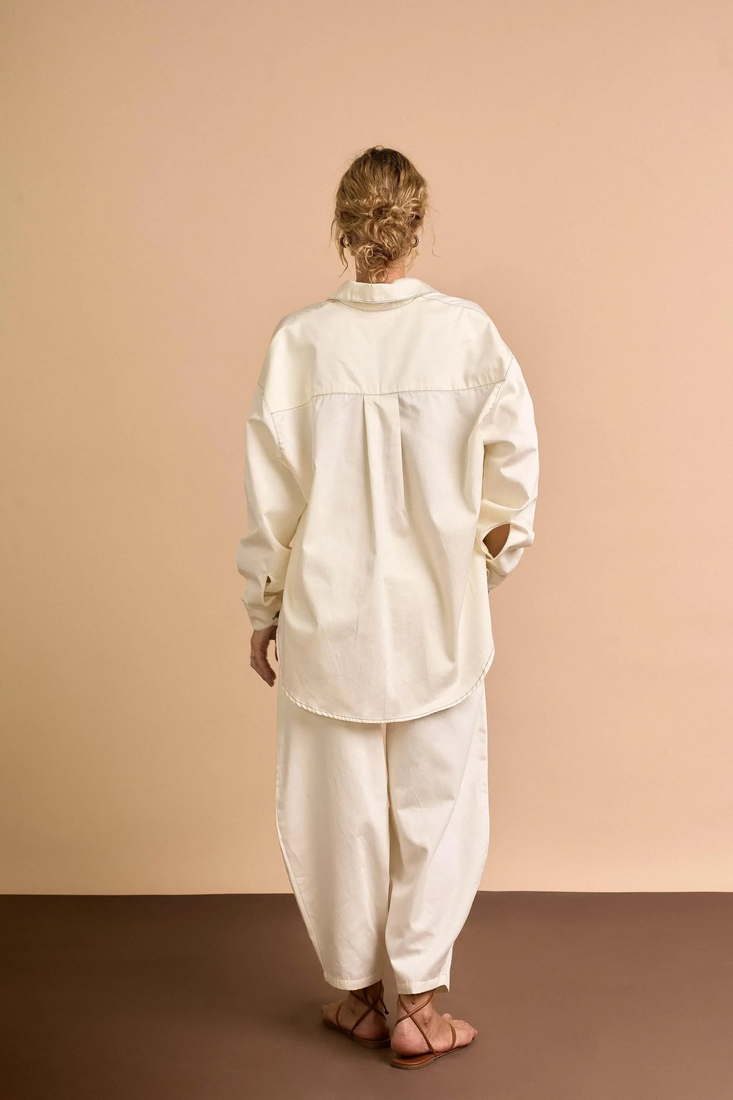 CAMISA OVERSIZED OFF WHITE-BOOBOO