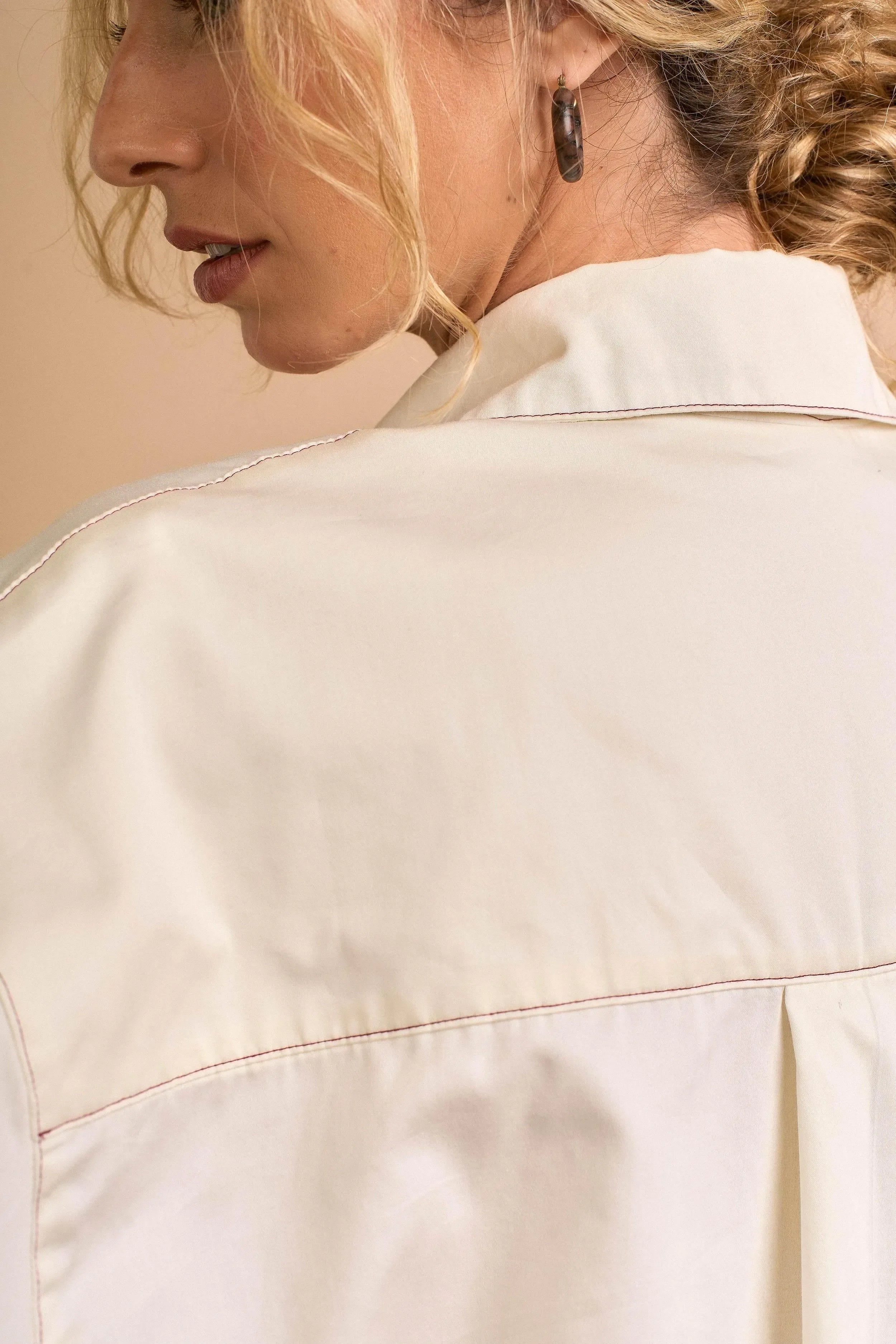 CAMISA OVERSIZED OFF WHITE-BOOBOO