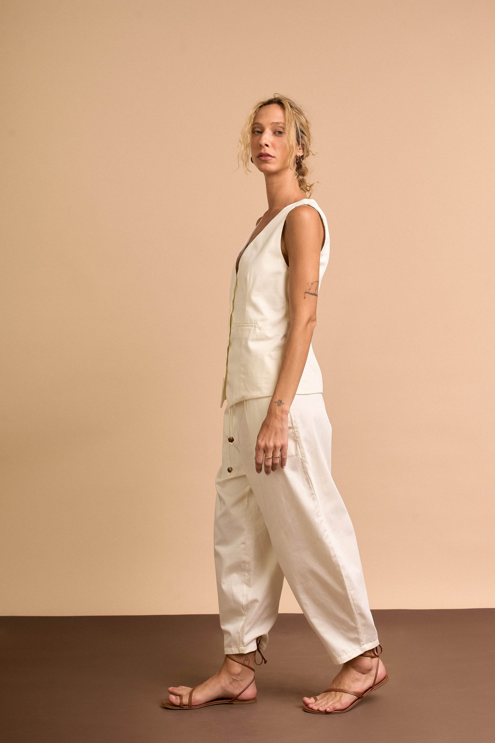 CALÇA OFF WHITE - BOOBOO