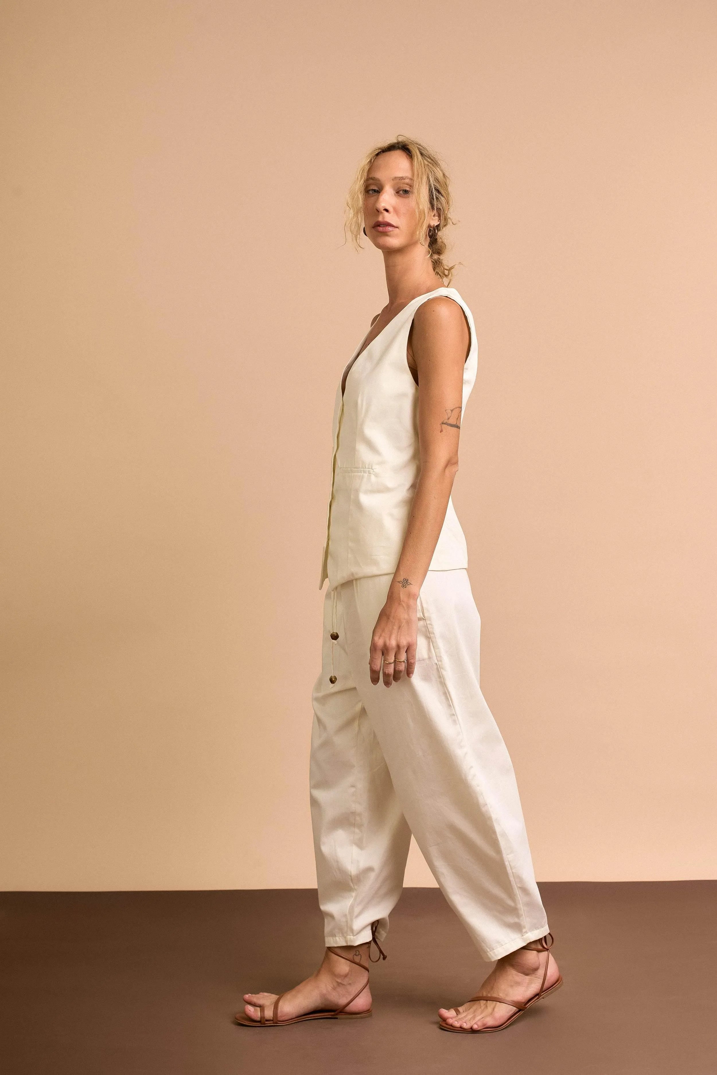 CALÇA OFF WHITE-BOOBOO