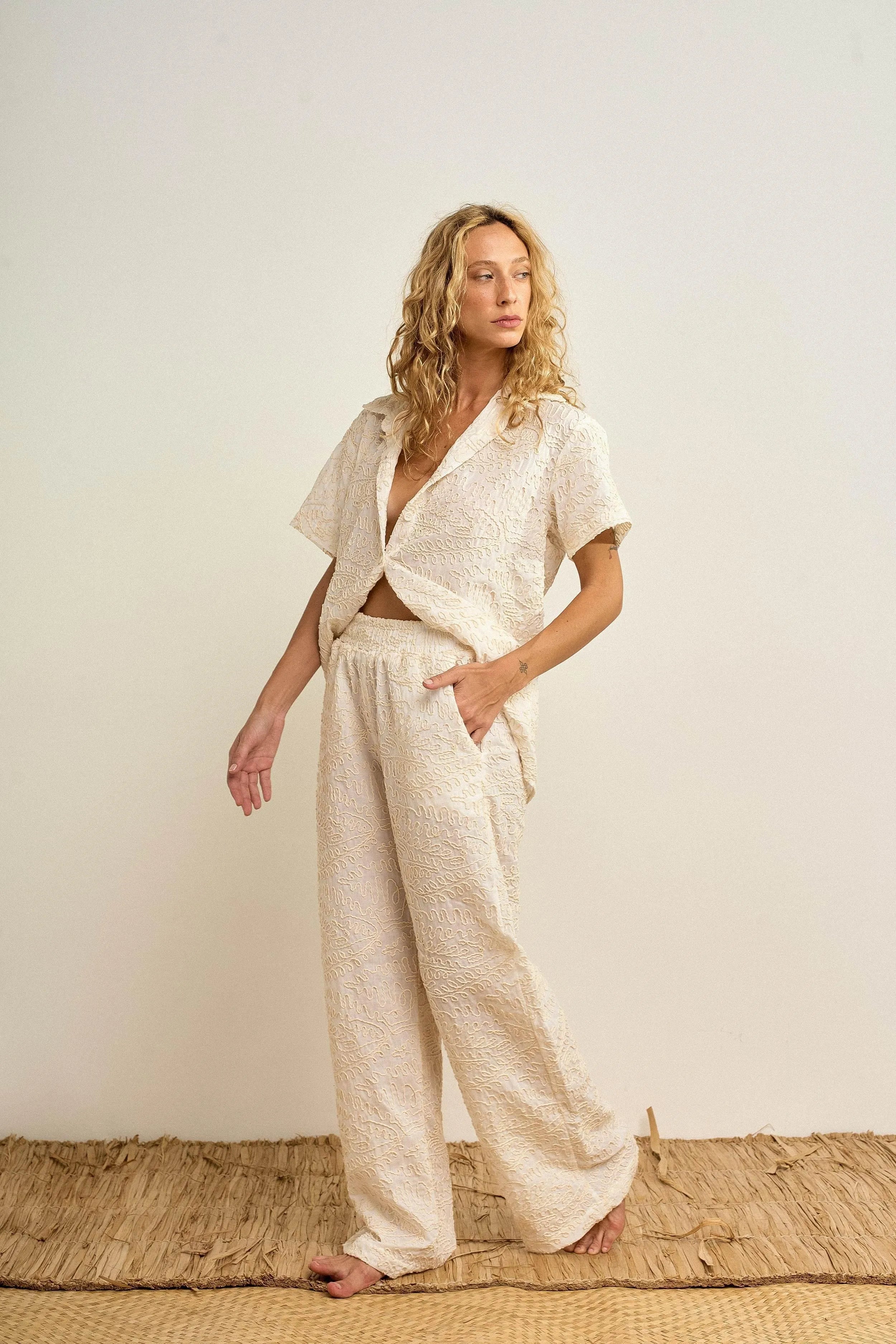 CONJUNTO BORDADO OFF WHITE-BOOBOO