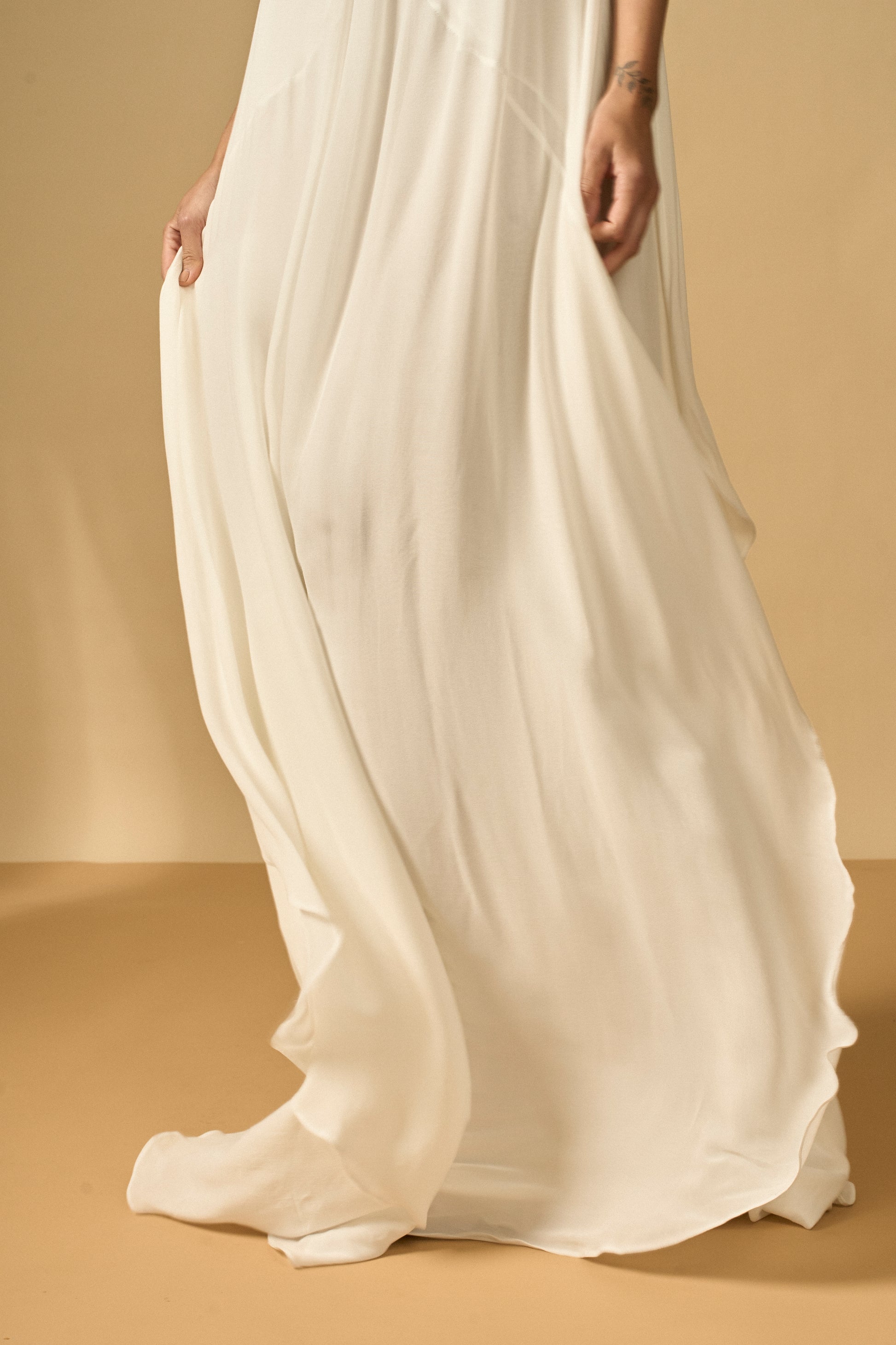 VESTIDO AURORA
