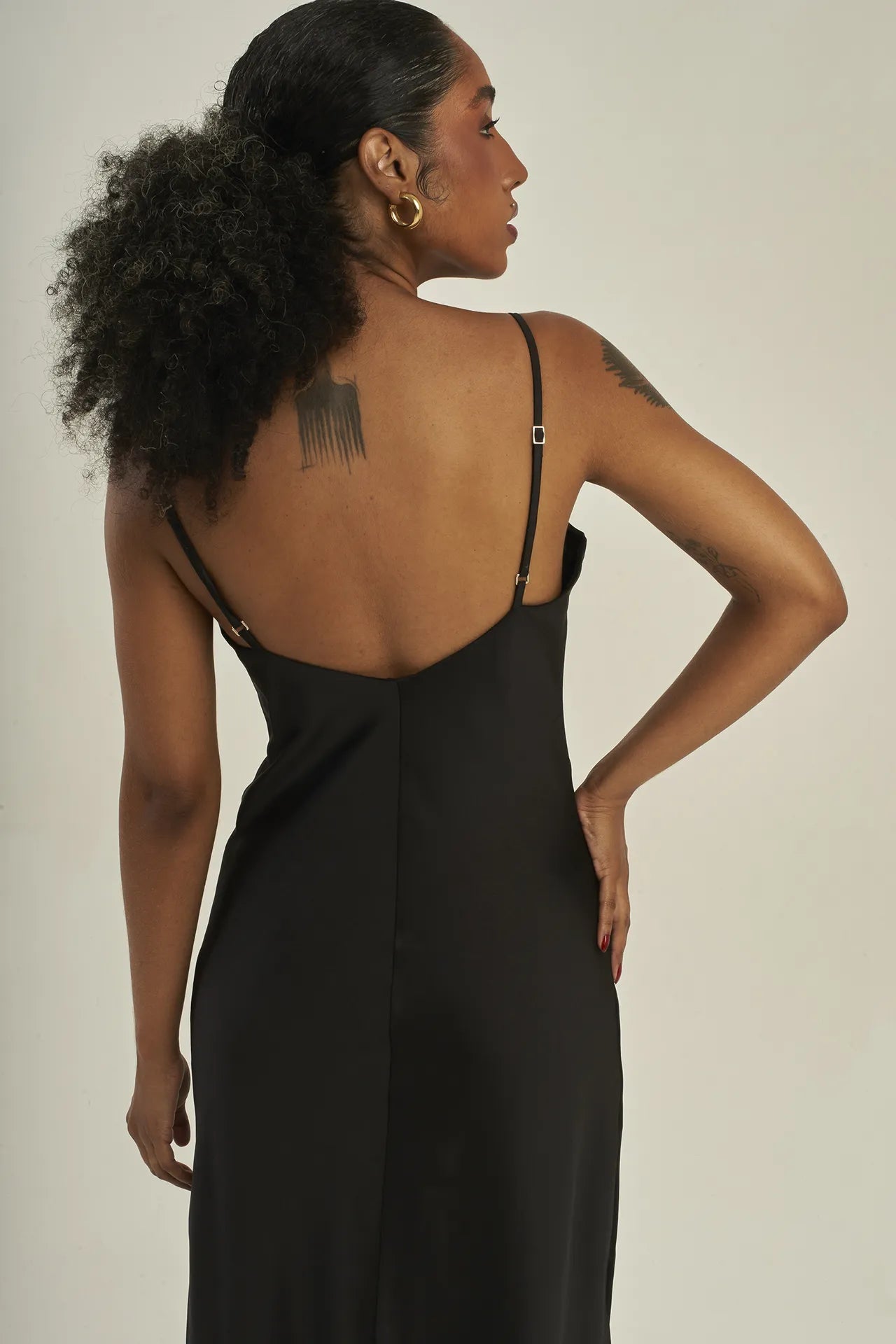 SLIP DRESS PRETO