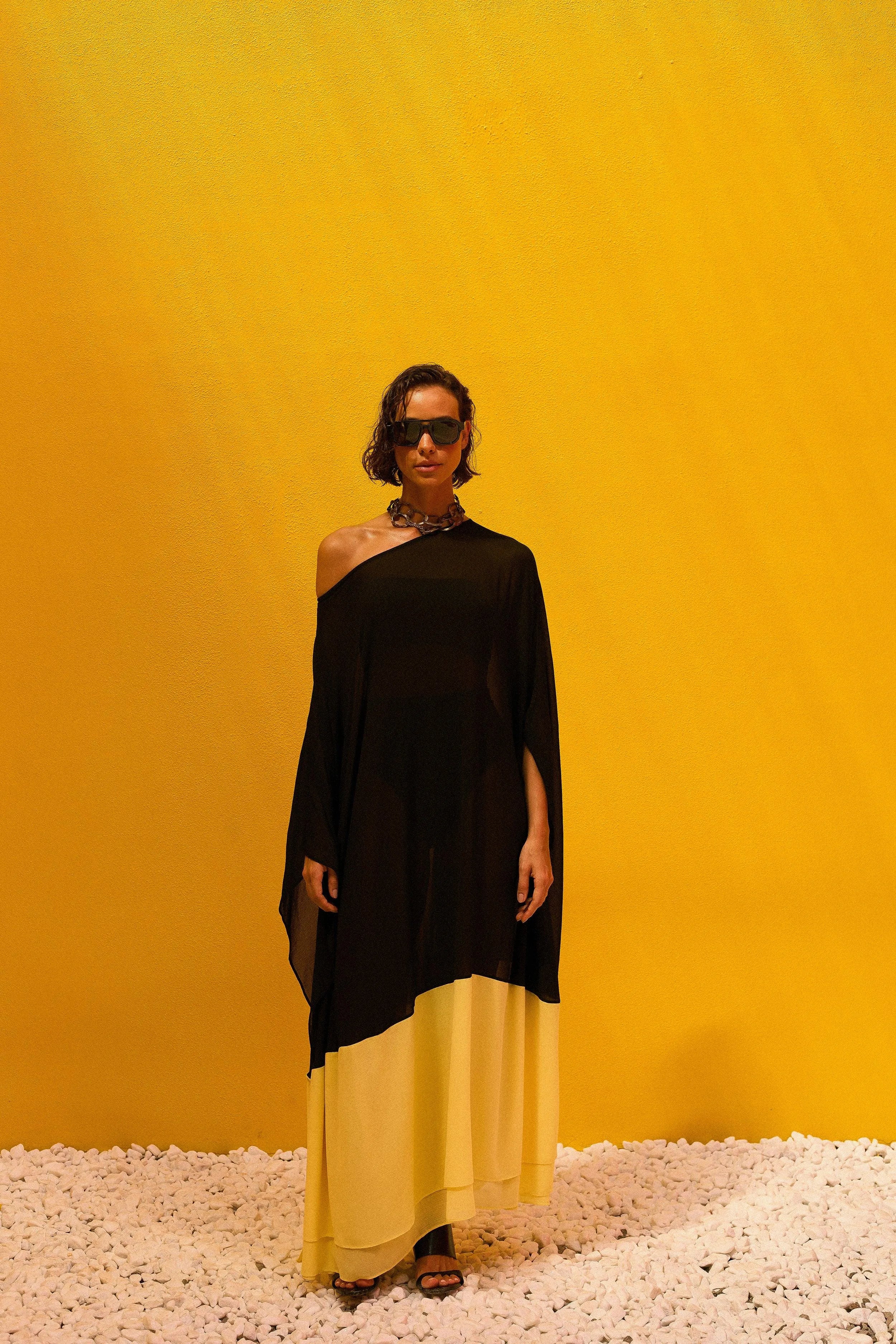 KAFTAN BICOLOR PRETO E AMARELO-BOOBOO
