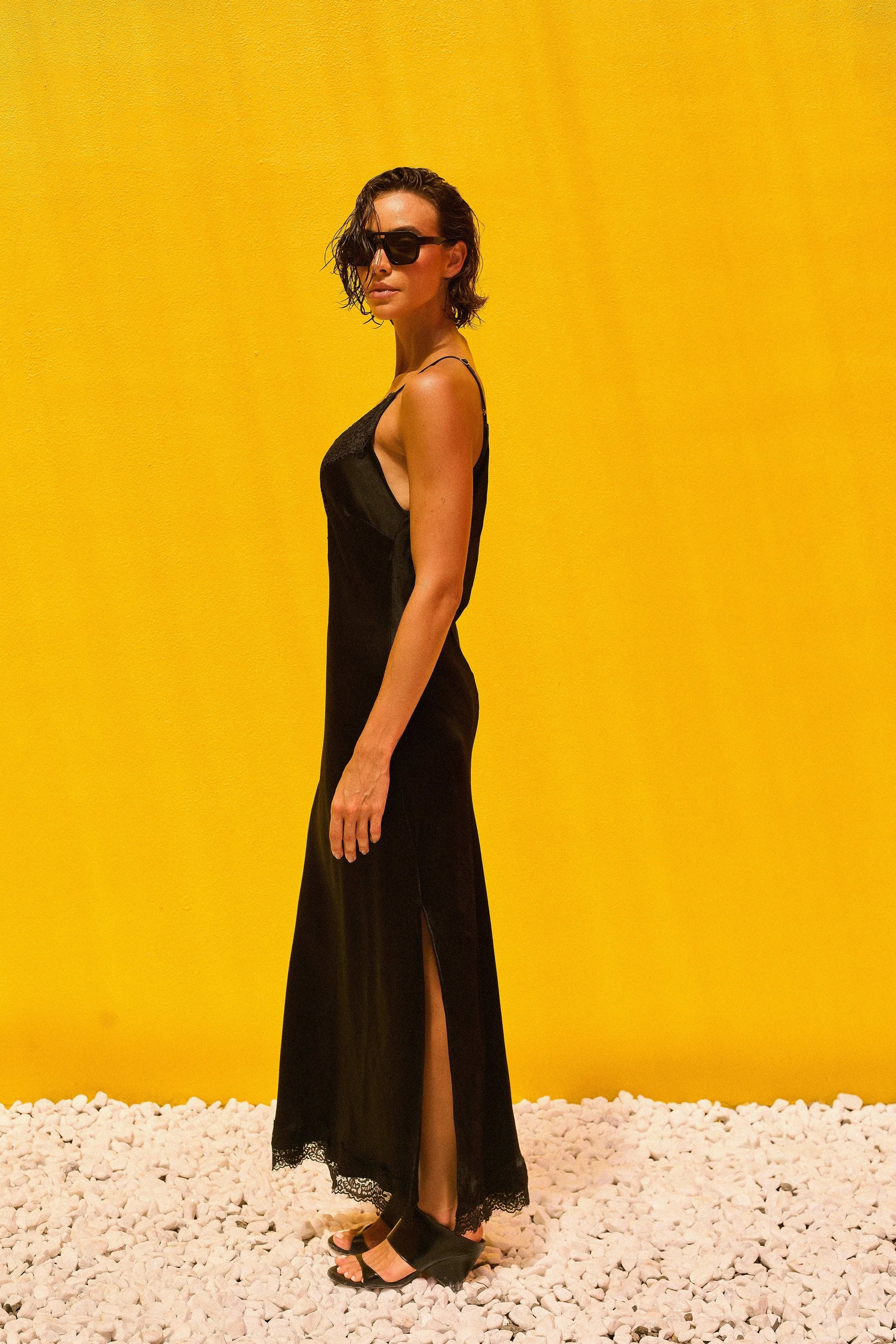 SLIP DRESS PRETO COM RENDA-BOOBOO