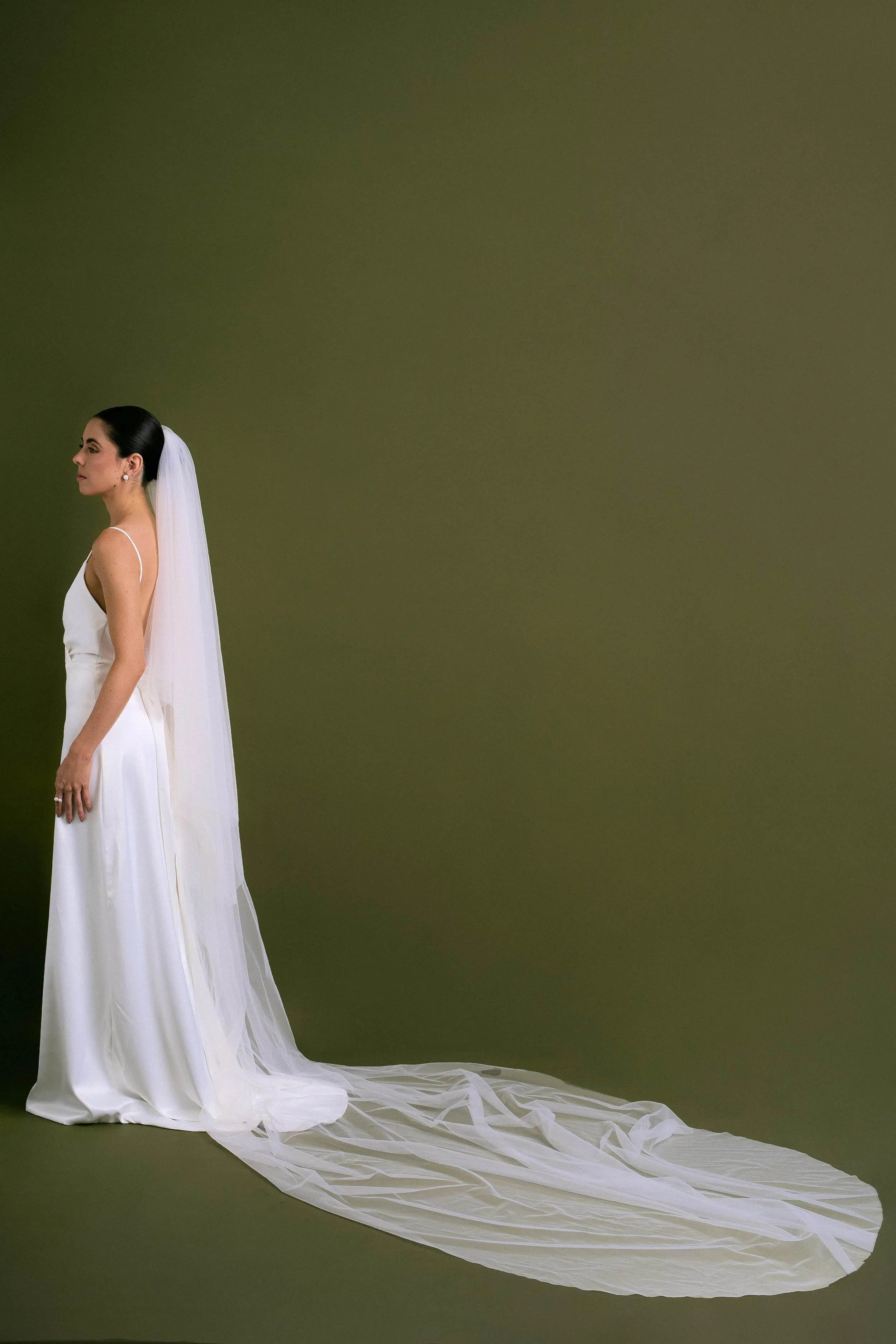 VÉU LONGO CAMADAS - BOOBOO Bride