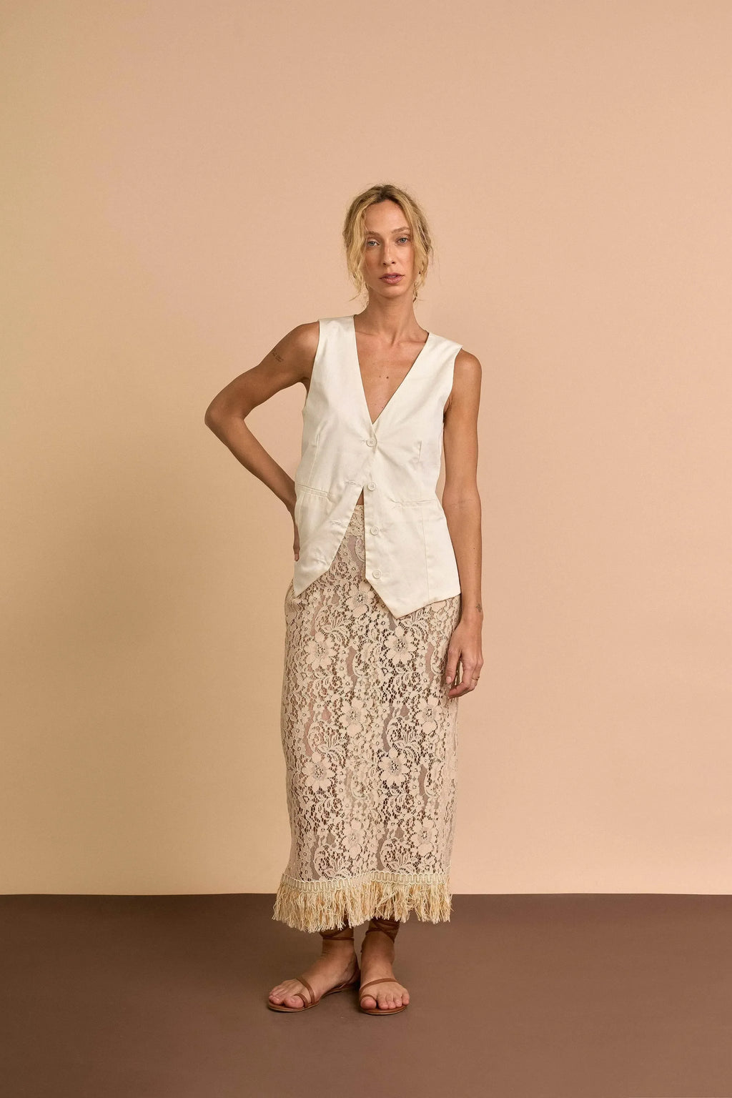 COLETE OFF WHITE-BOOBOO