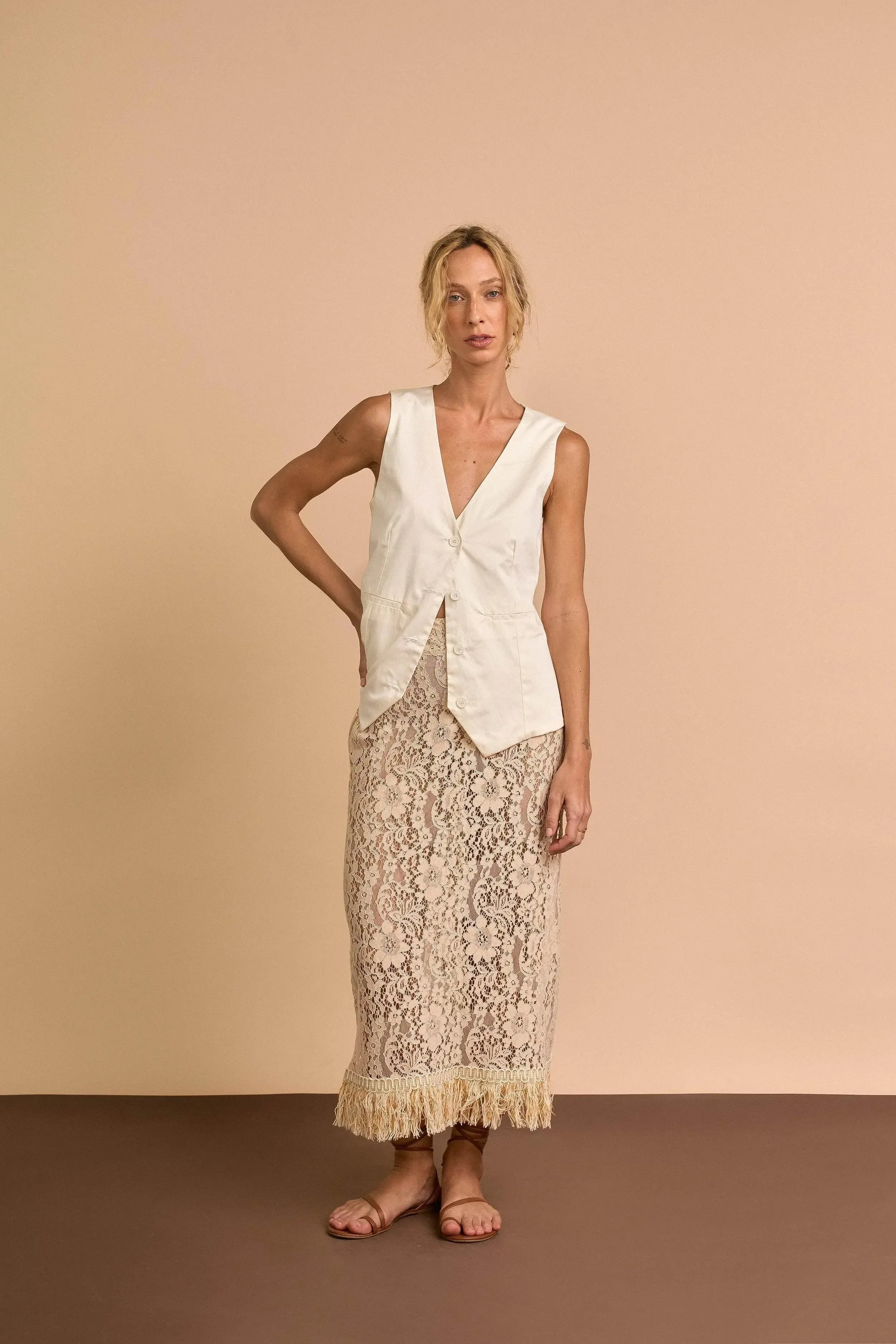 COLETE OFF WHITE-BOOBOO