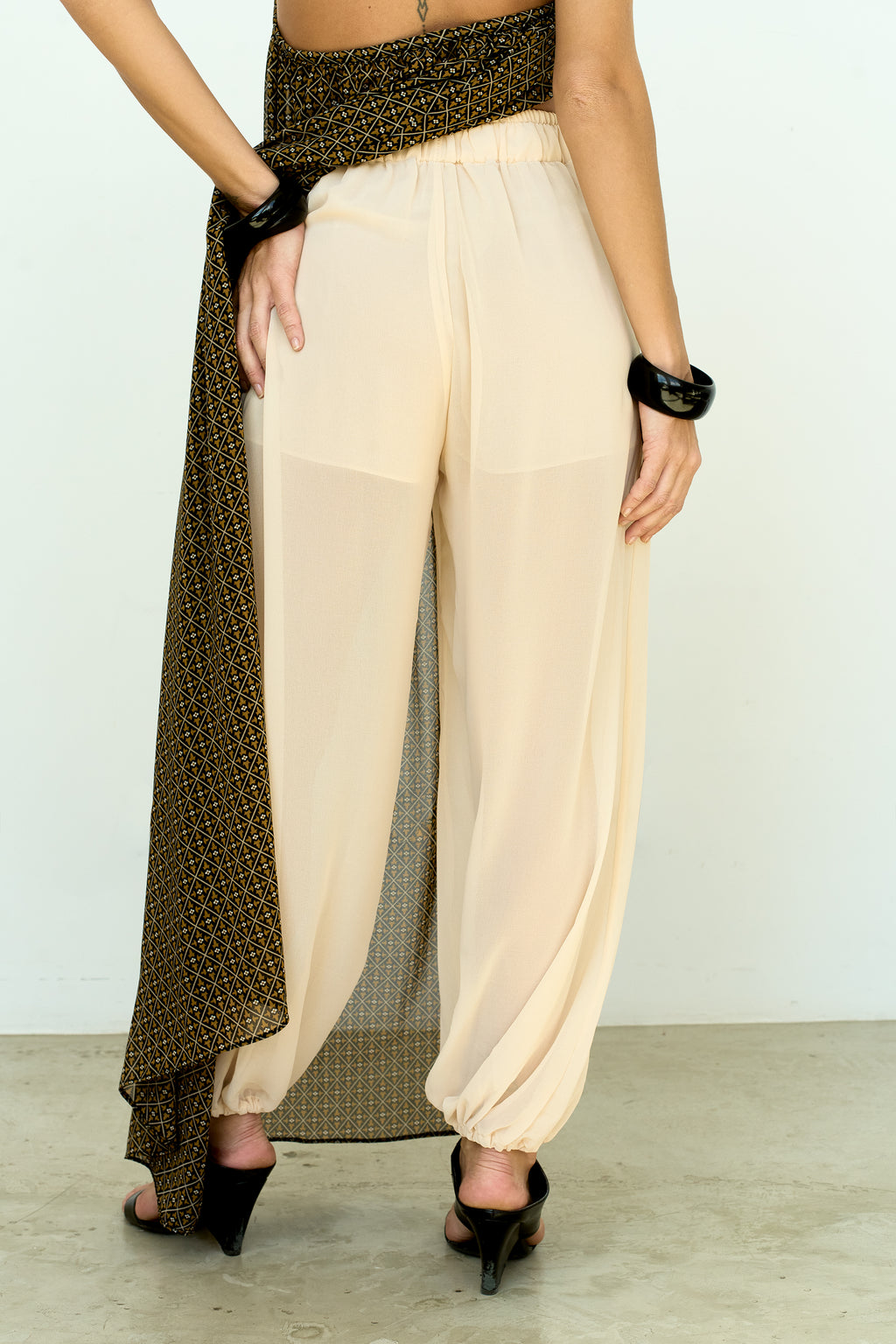 CALÇA BALLOON AVEIA