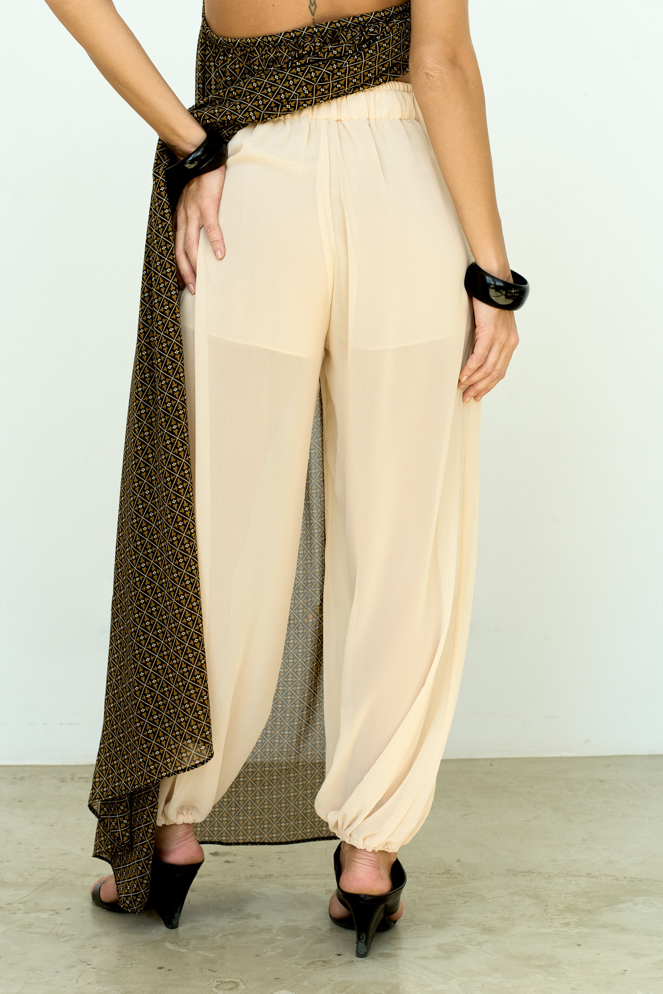 CALÇA BALLOON AVEIA