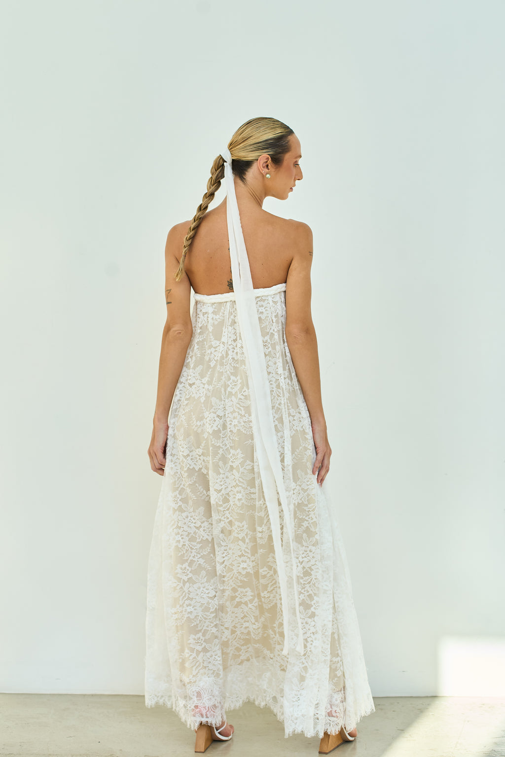 VESTIDO RENDA TRANÇADO
