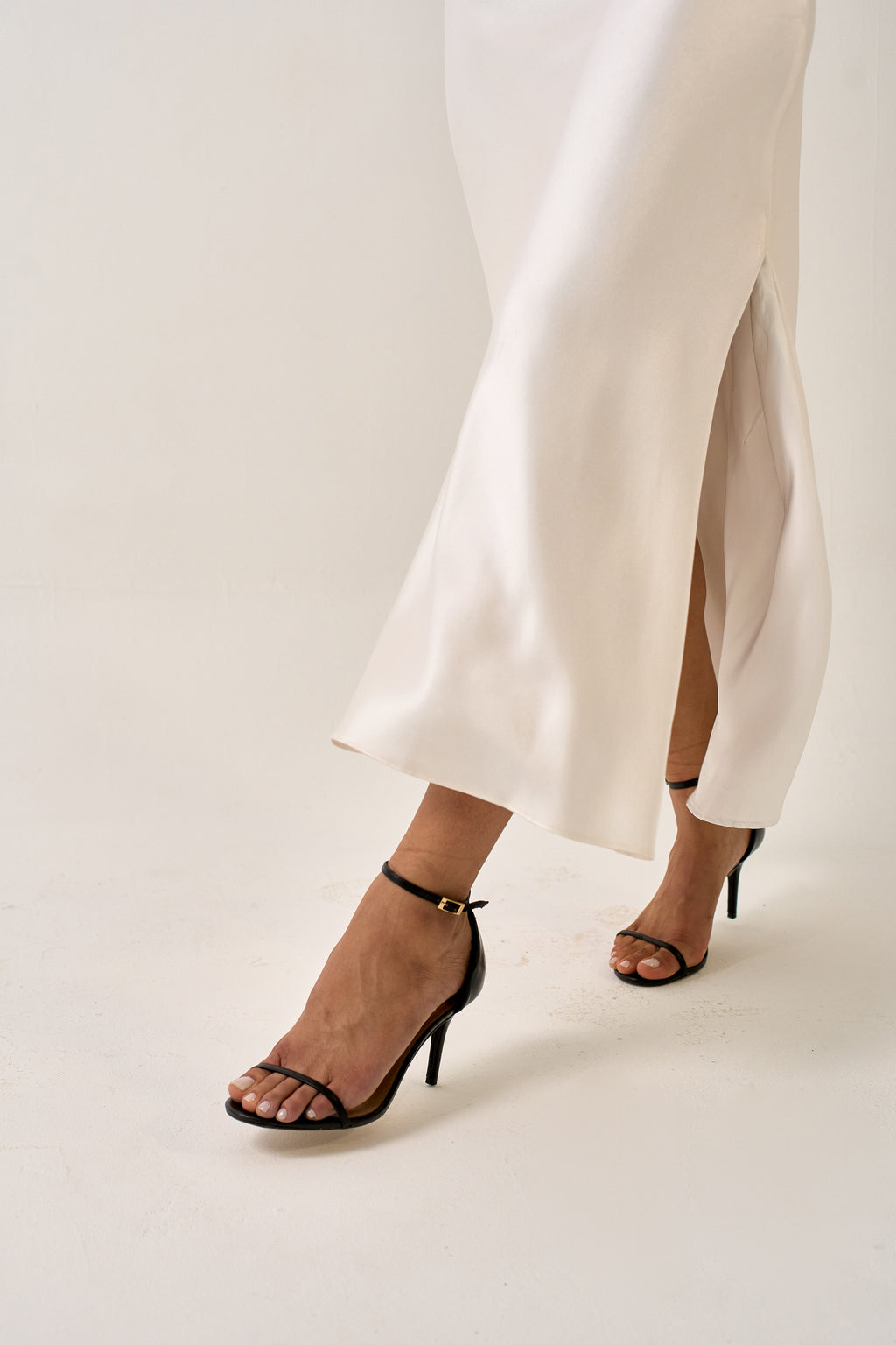 SLIP DRESS OFF WHITE