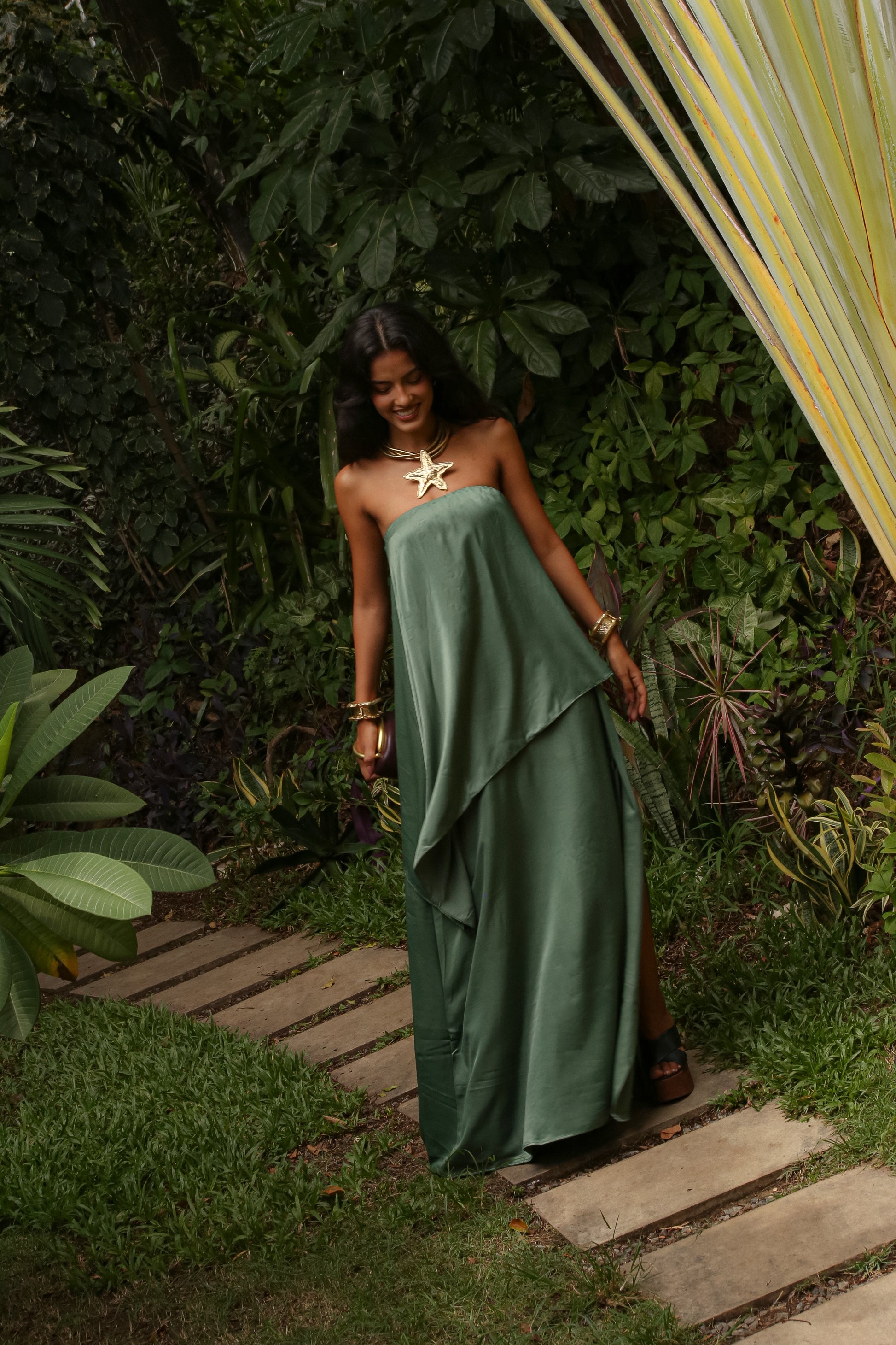 VESTIDO LONGO CAMADA VERDE