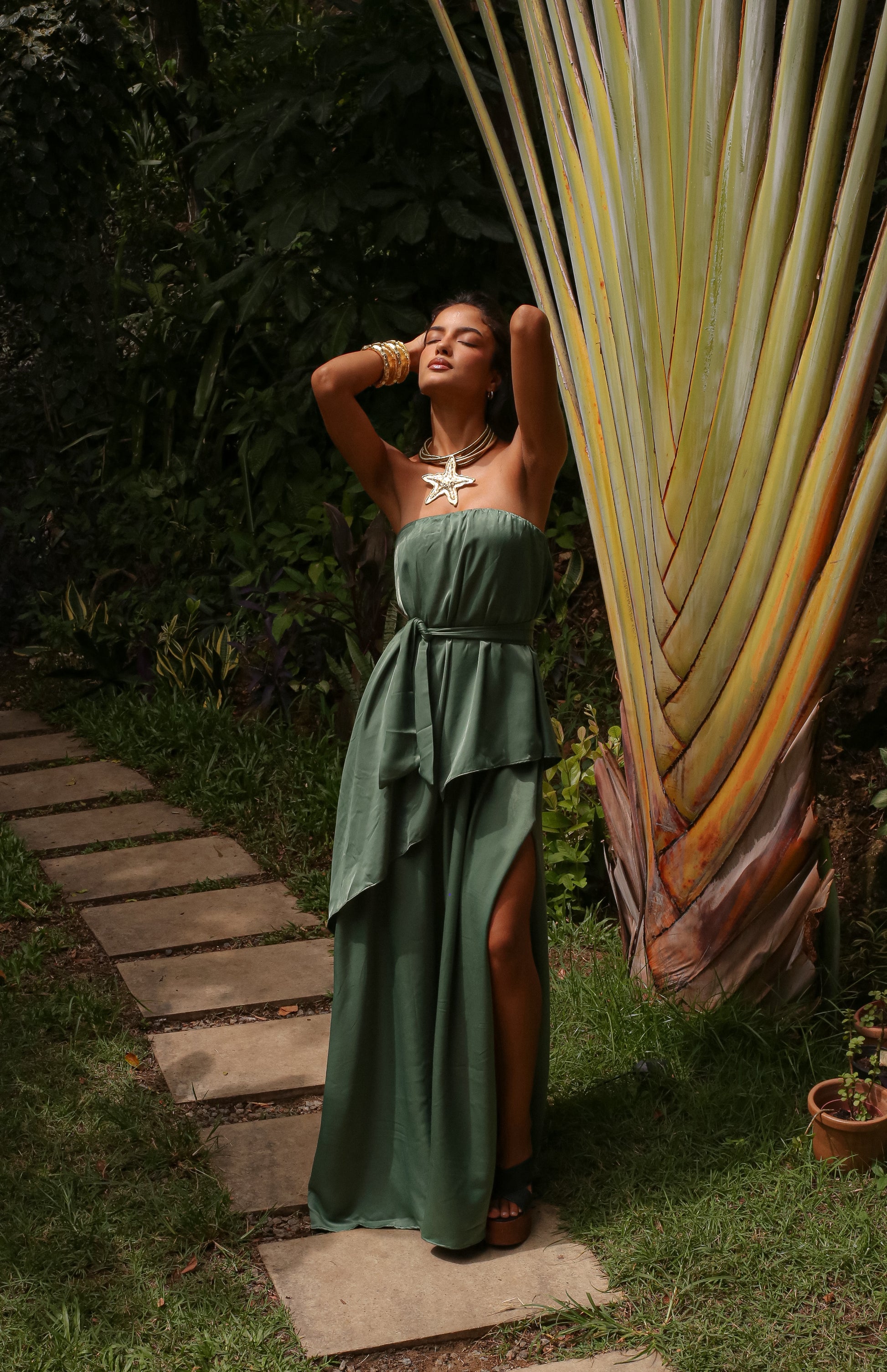 VESTIDO LONGO CAMADA VERDE