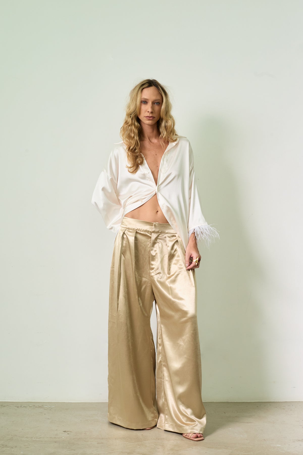 CALÇA GLOW DOURADA