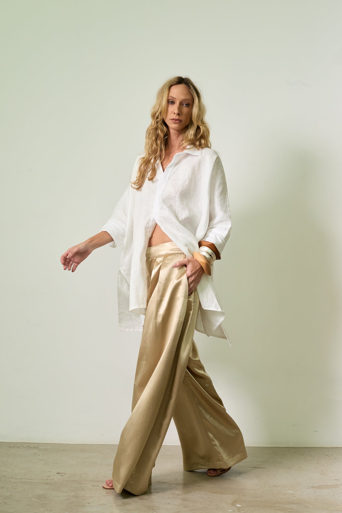 CALÇA GLOW DOURADA