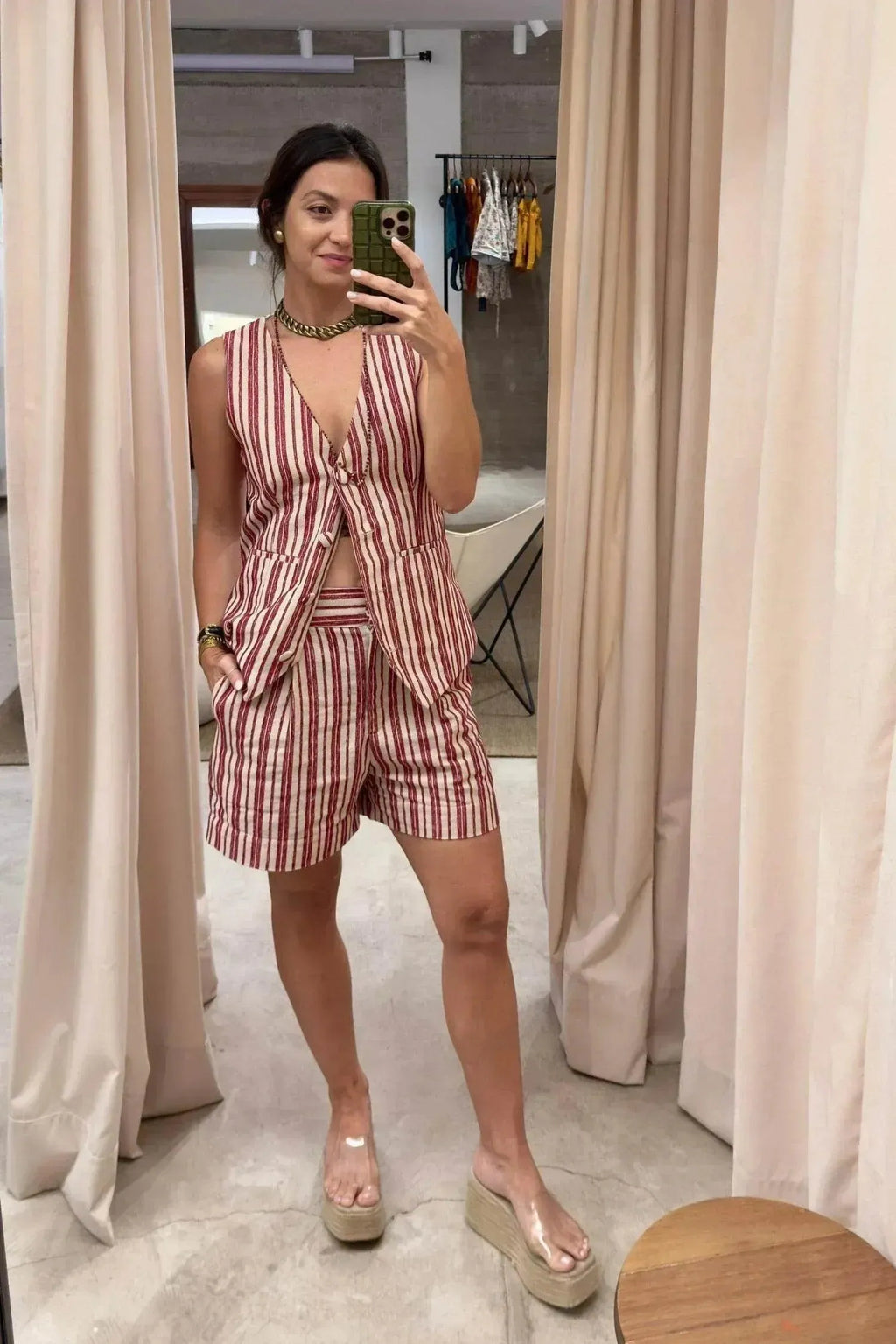 BERMUDA LISTRADA VINHO E AREIA-BOOBOO