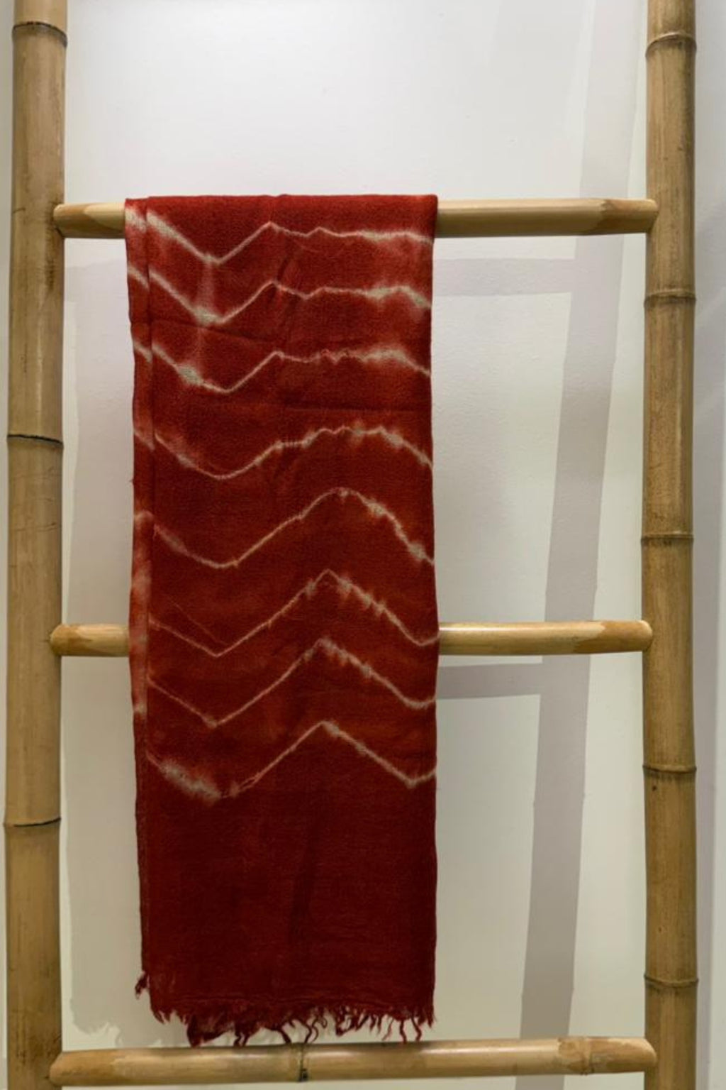 PANNEAU TIE-DYE VERMELHO