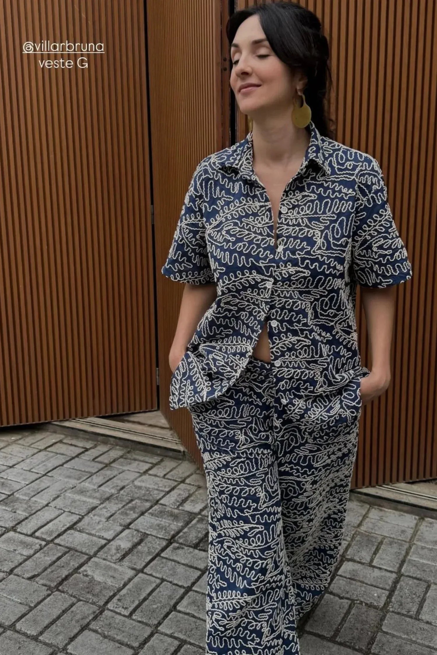 CALÇA BORDADA AZUL MARINHO - BOOBOO