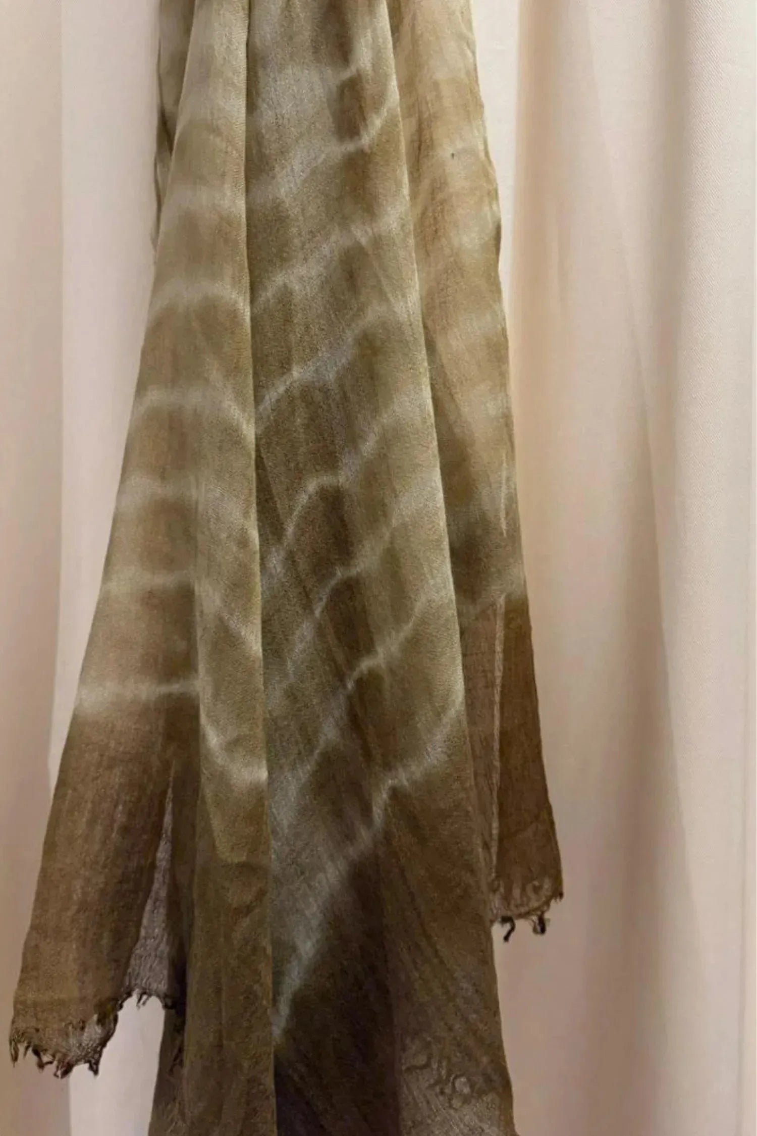 PANNEUA TIE-DYE CÁQUI-BOOBOO