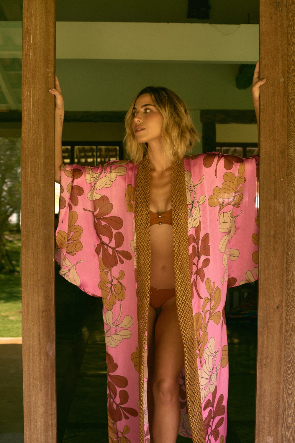 KIMONO FLORAL ROSA