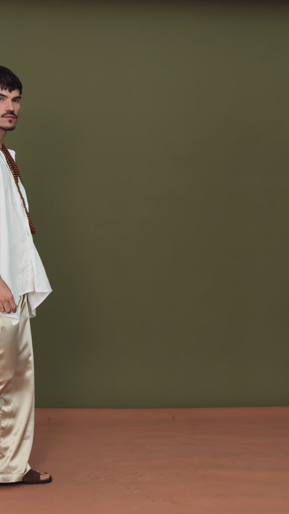 CALÇA GLOW DOURADA