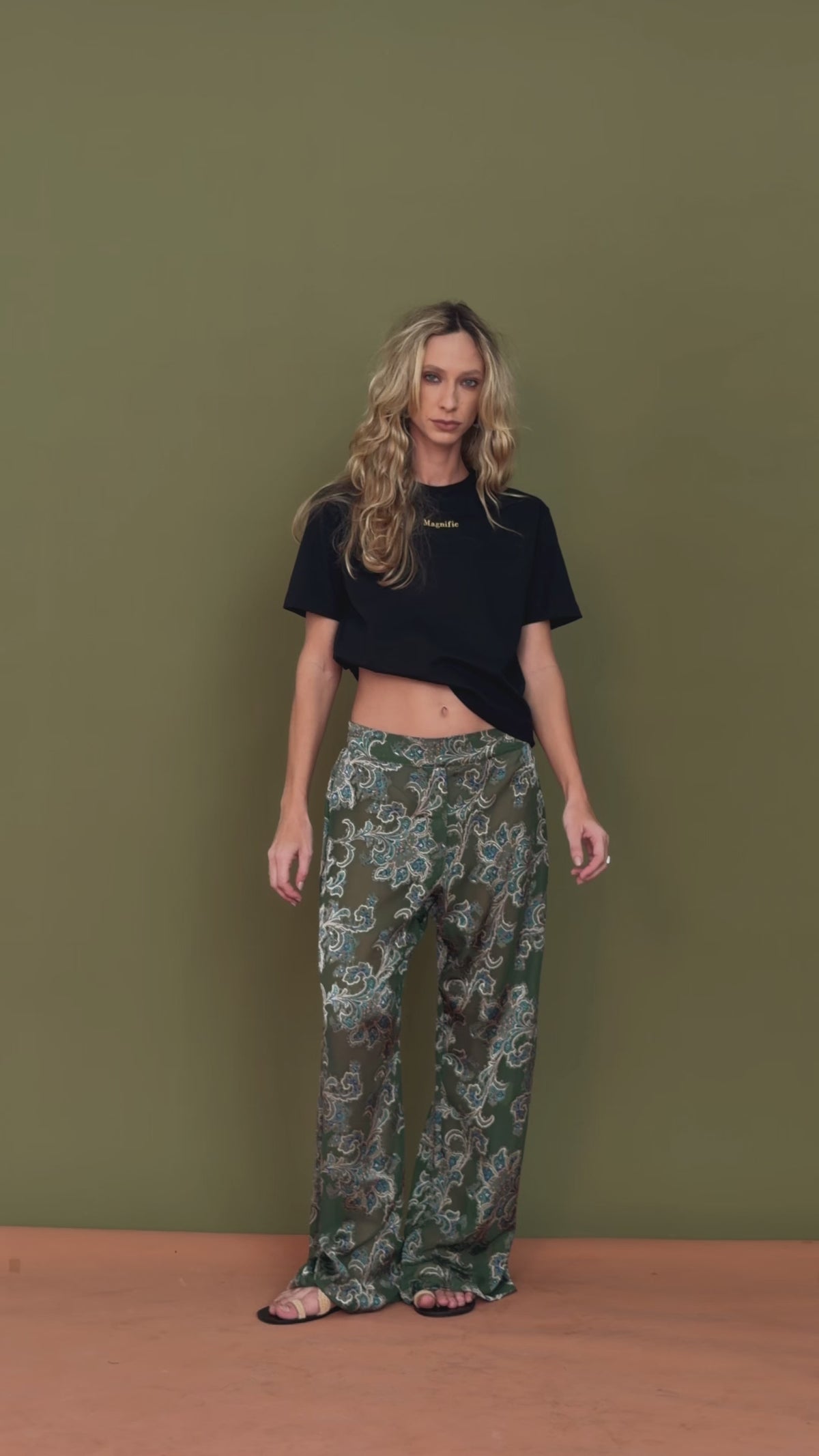 CALÇA ESTAMPADA VERDE