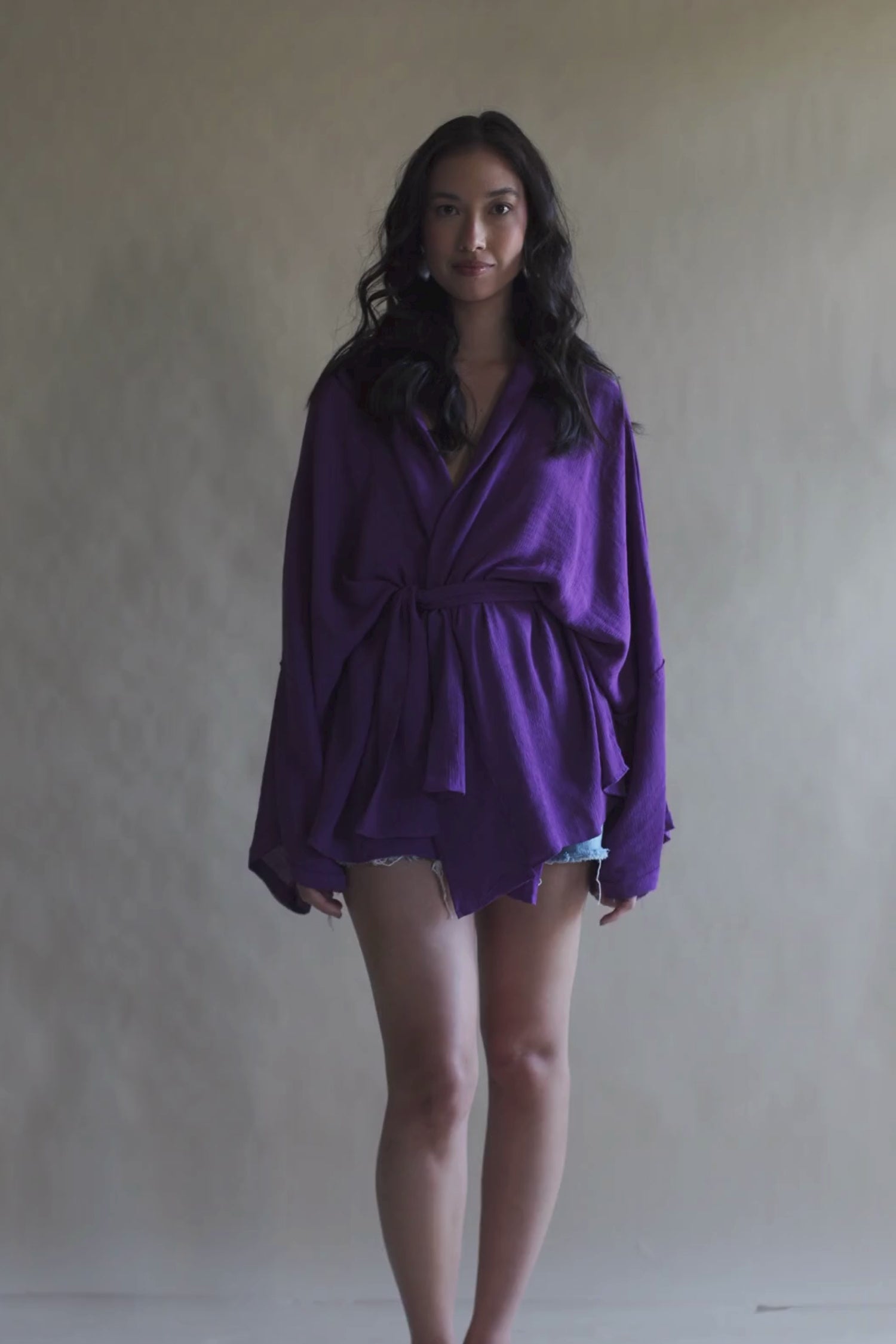 KIMONO YOKO CURTO PÚRPURA