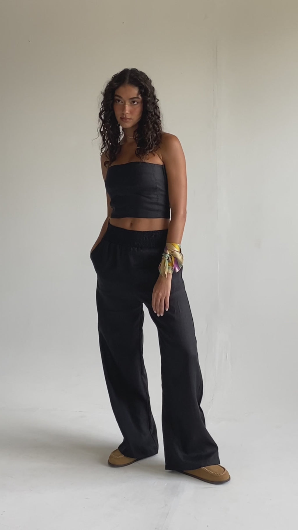 CORSELET LINHO PURO PRETO